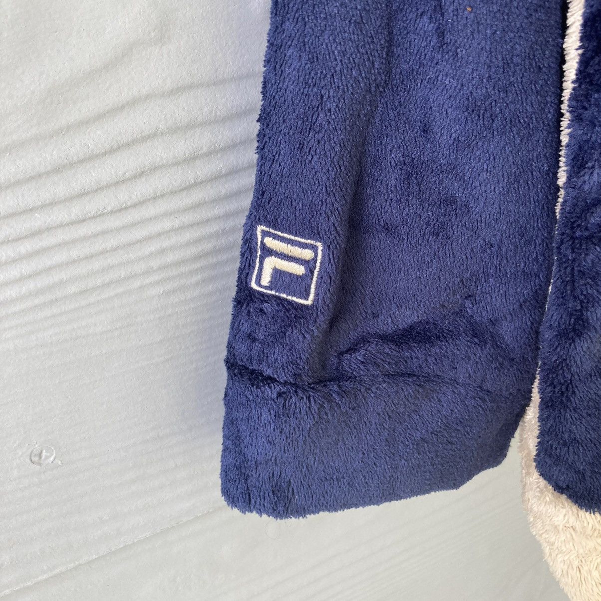 Fila Vintage 2000s Fila Multicolour Fleece Size L Size US L / EU 52-54 / 3 - 6 Thumbnail