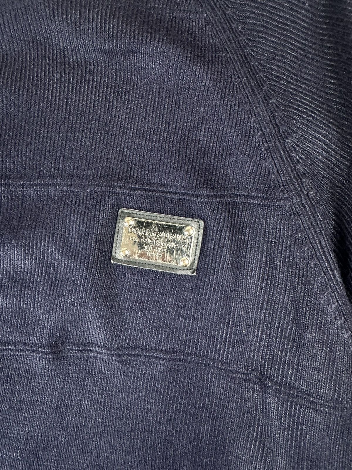 Dolce & Gabbana Dolce Gabbana Luxury Small Metal Logo Sweater Size US L / EU 52-54 / 3 - 3 Thumbnail