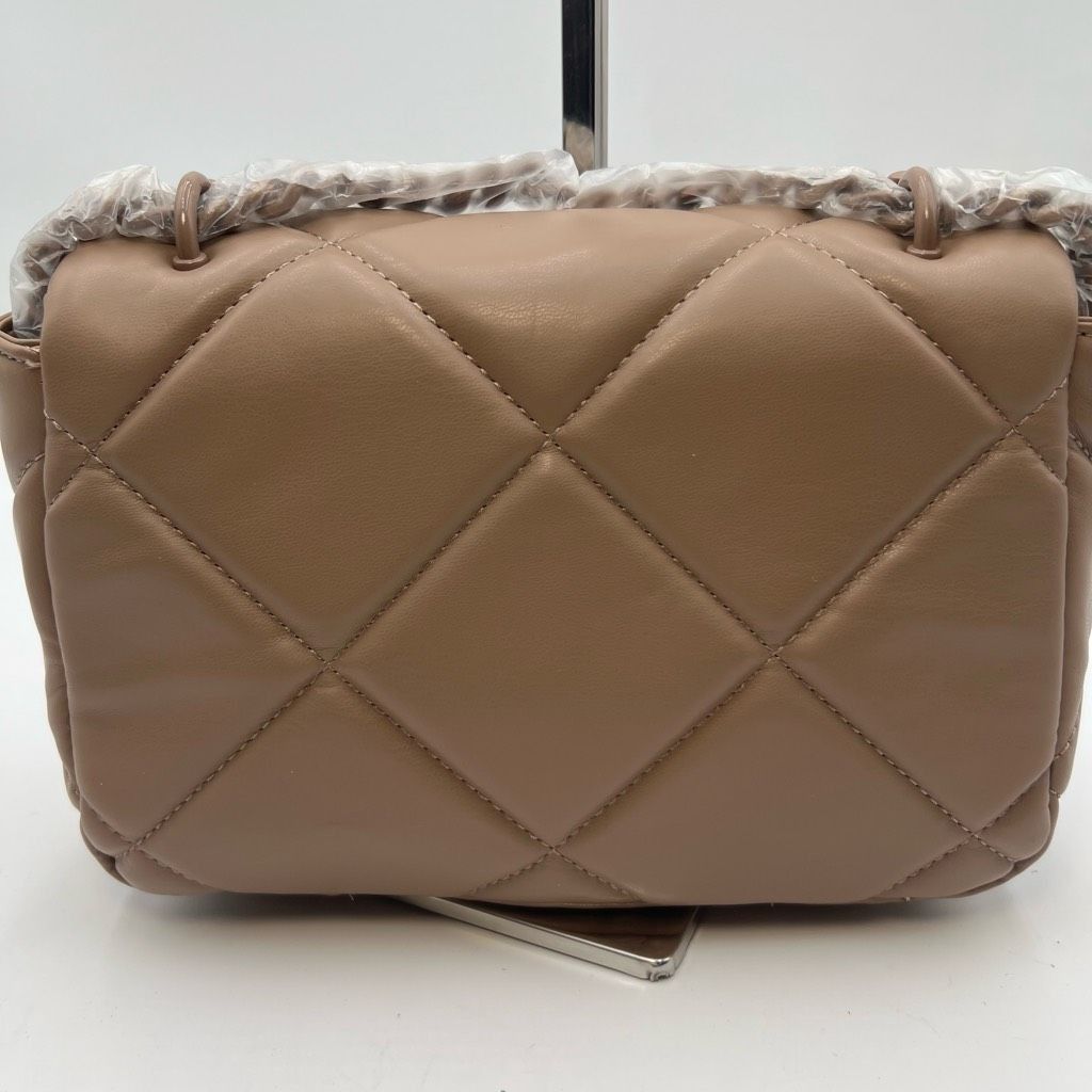 Other Gilda Paris Tone on Tone Small Quilted Handbag Size ONE SIZE - 5 Thumbnail