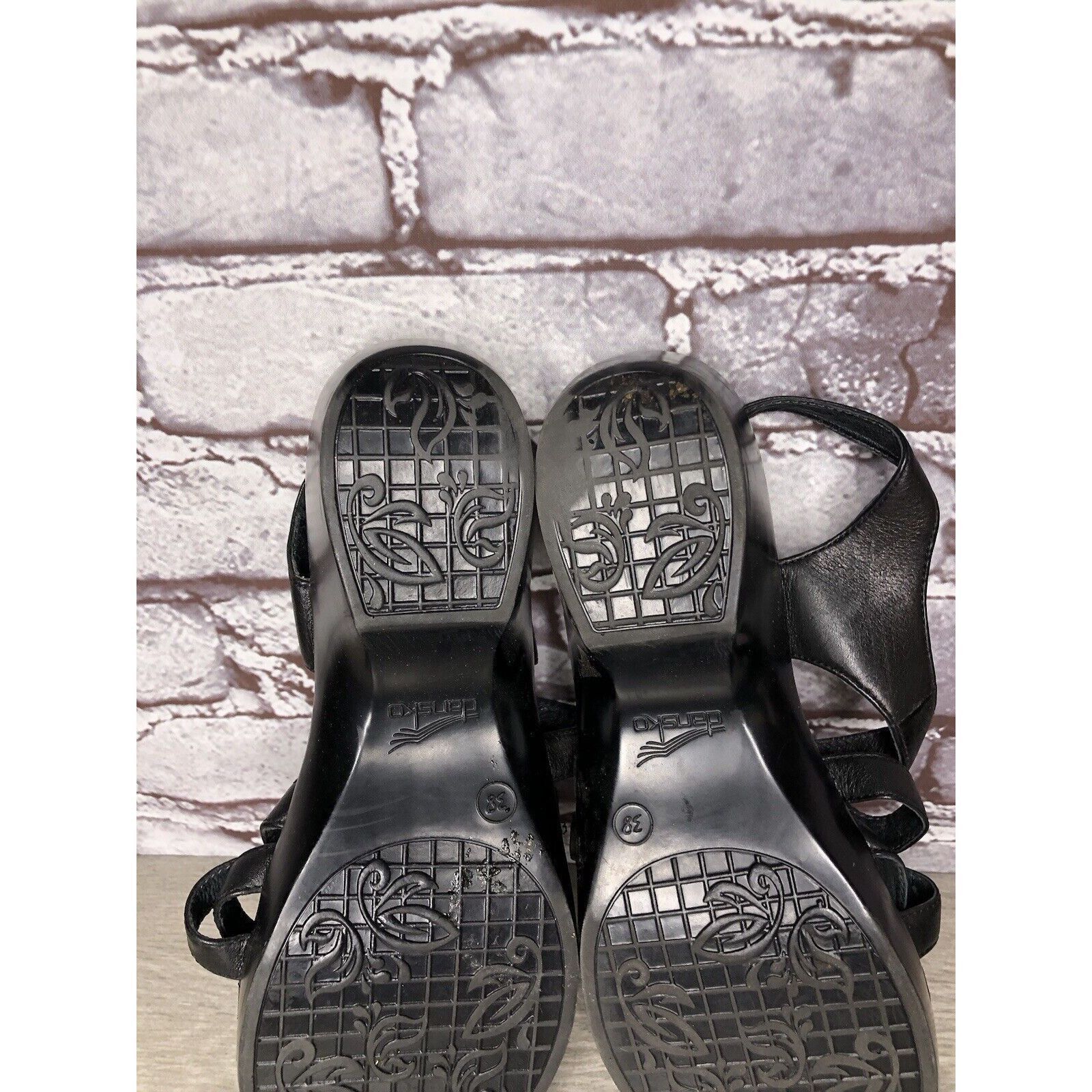 Other Dansko 2406020200 Black Leather Ankle Strap Heel Sandals Wom Size US 8 / IT 38 - 15 Thumbnail