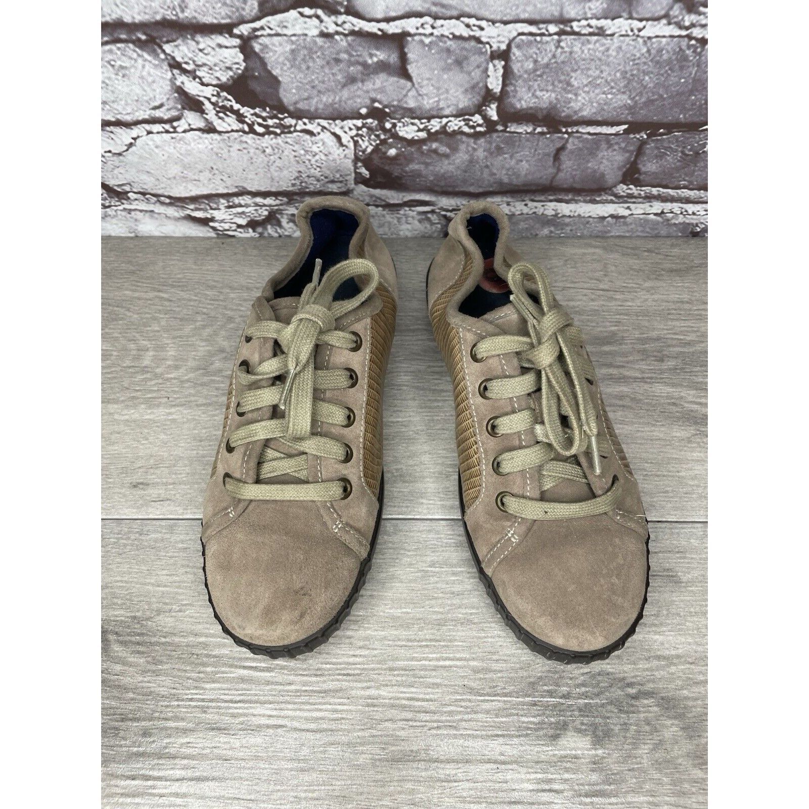 Cole Haan Cole Haan Taupe Suede Leather Lace Up Comfort Casual Shoes W Size US 6 / IT 36 - 18 Thumbnail
