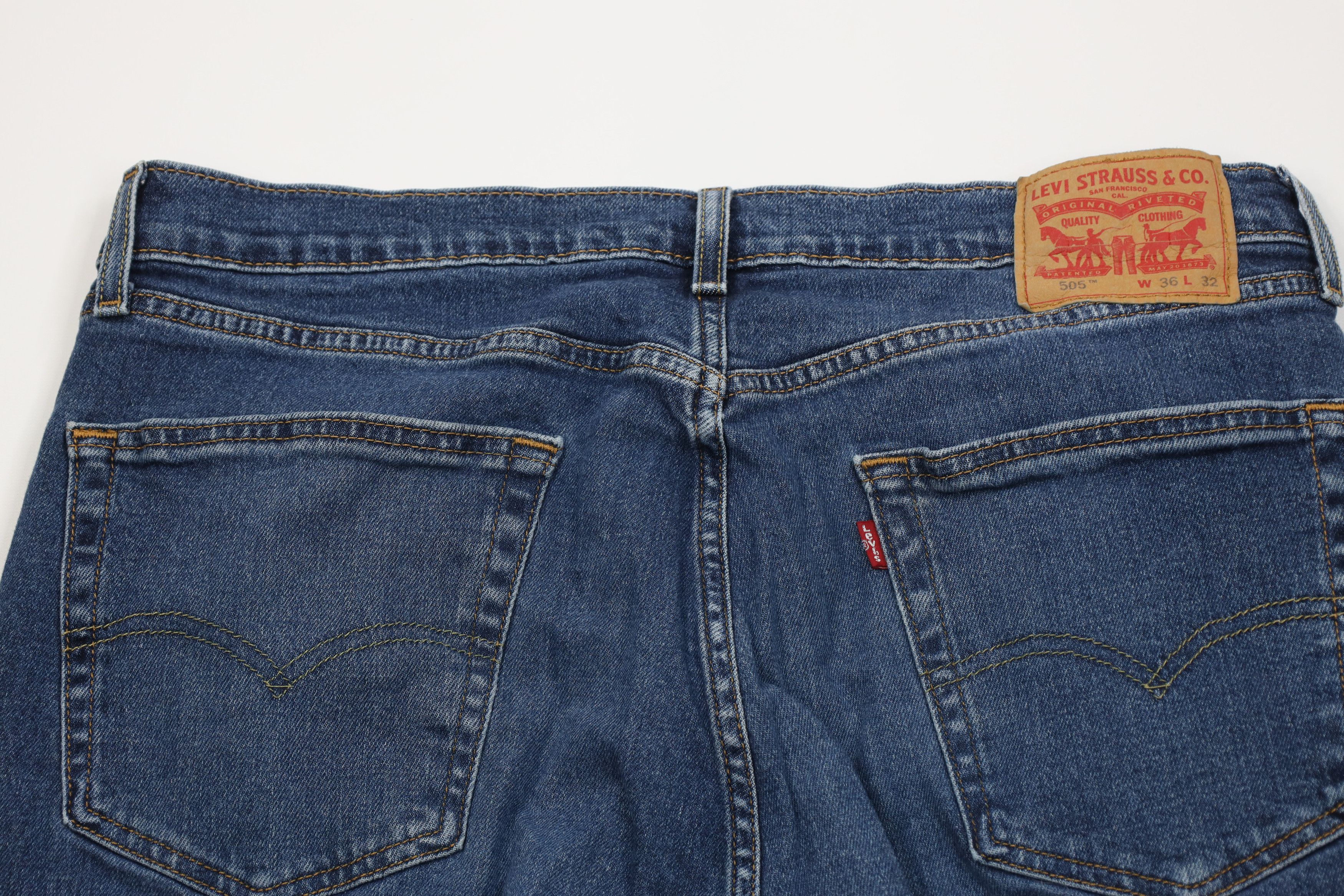 Levi's Vintage Y2K Levis 505 Regular Straight Leg Denim Jeans Size US 36 / EU 52 - 10 Thumbnail