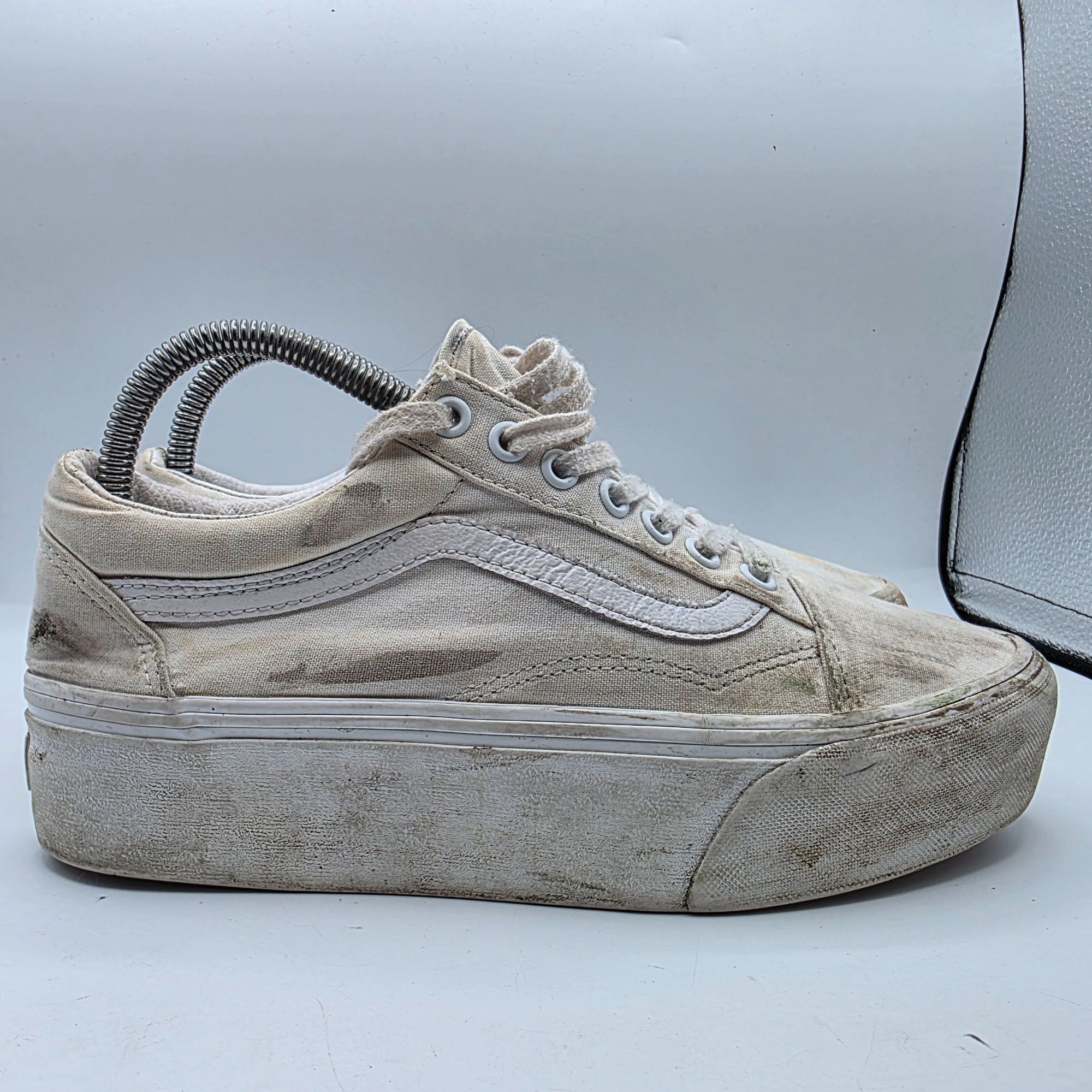 Vans Vans Old Skool Platform Womens Size 8.5 Triple White Athleti Size US 8.5 / IT 38.5 - 13 Thumbnail