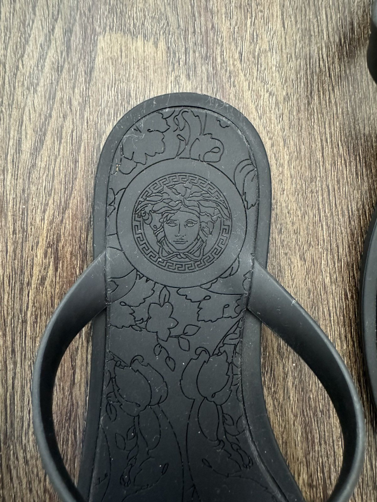 Versace Versace La Medusa Thong Slides Size US 7 / IT 37 - 4 Thumbnail