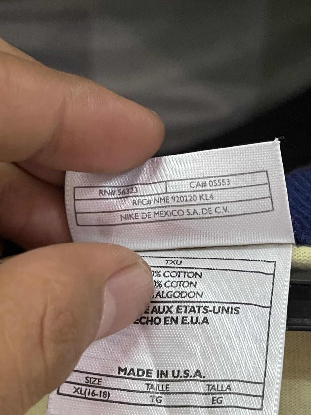 Nike Vintage Nike Very Rare🔥🔥🔥 Size US XL / EU 56 / 4 - 4 Thumbnail