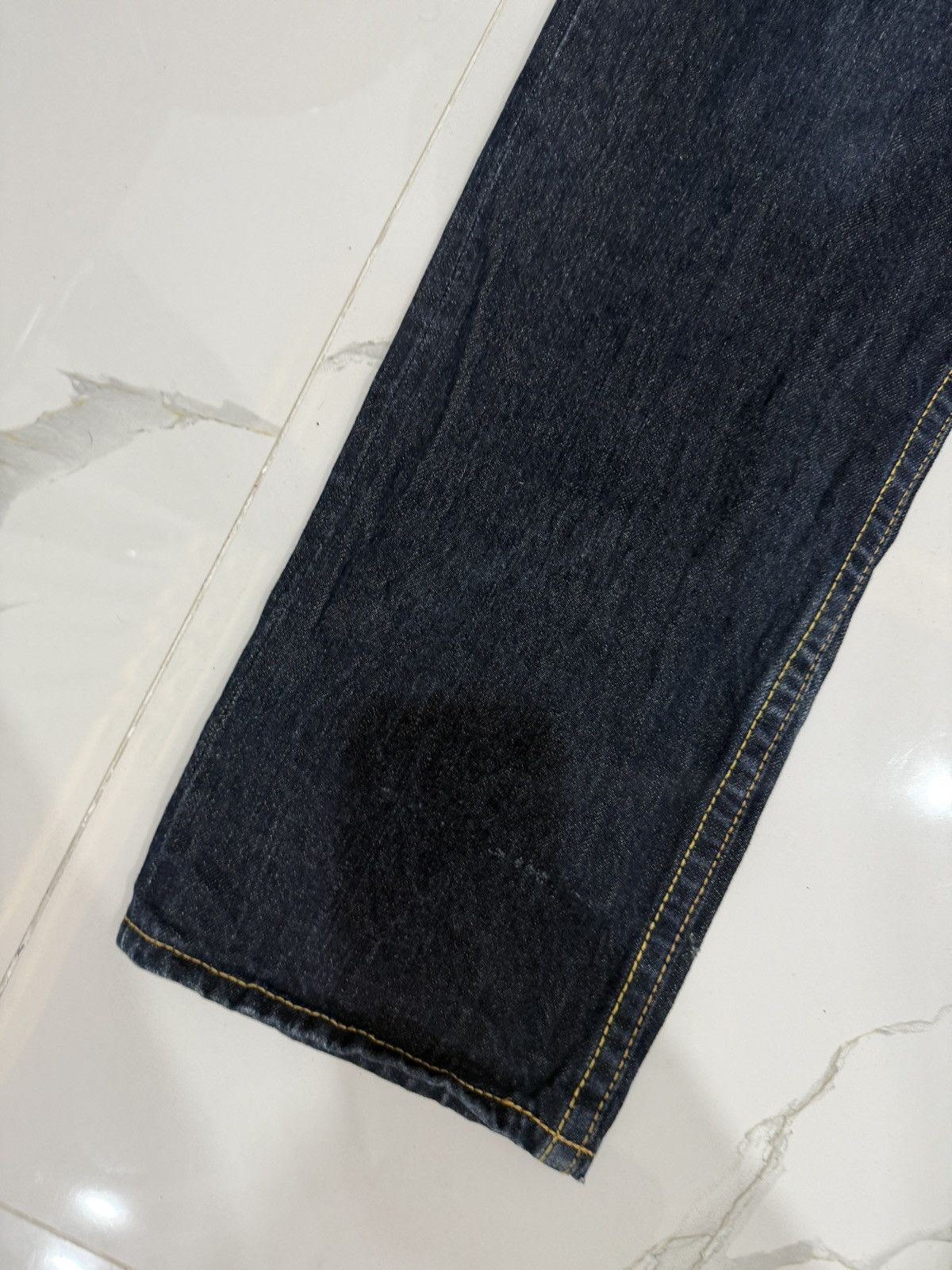 Japanese Brand 00’s CO & LU SELVEDGE RARE JAPAN BAGGY DISTRESSED JEANS Size US 32 / EU 48 - 12 Thumbnail