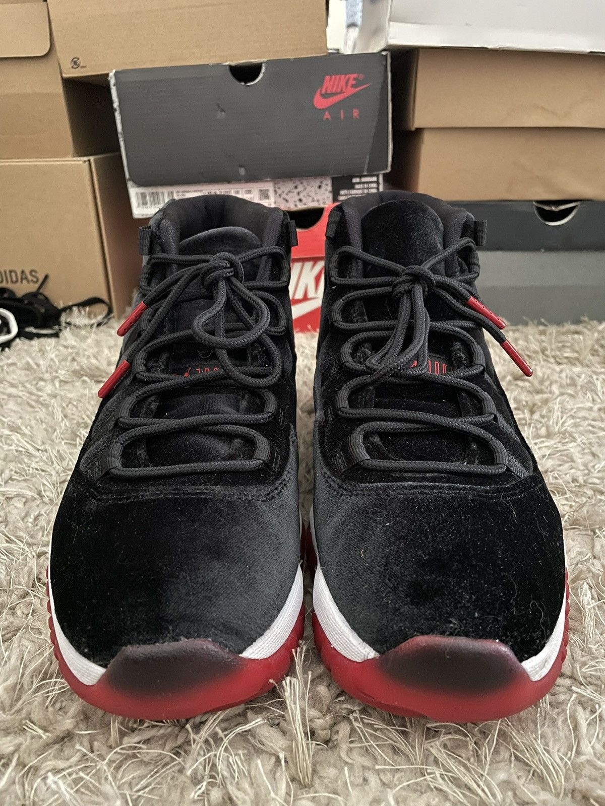 Jordan Brand Jordan 11 Velvet Bred Size US 10 / EU 43 - 4 Thumbnail