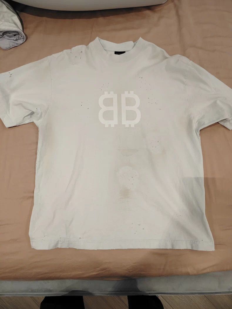 Balenciaga Balenciaga Bitcoin Short Sleeve T-Shirt - dmc Size US S / EU 44-46 / 1 - 1 Thumbnail