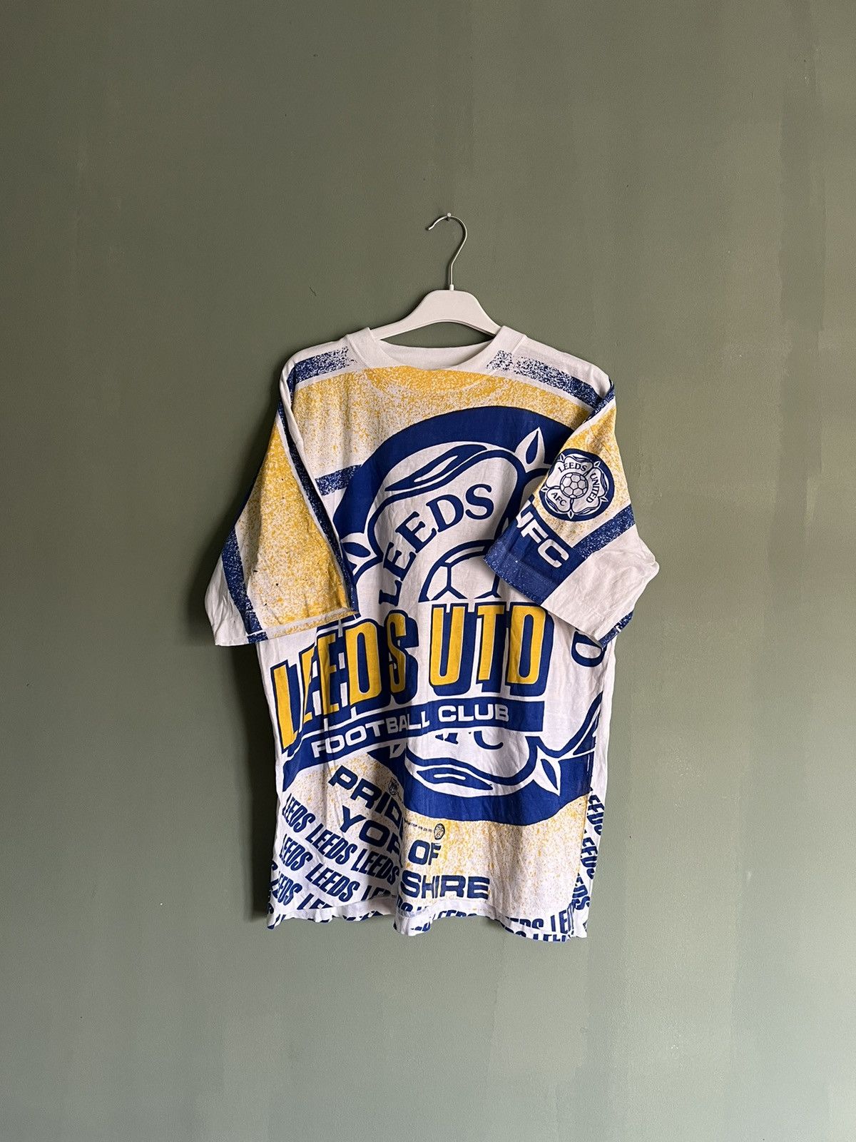 Vintage Vintage 1990 Leeds UNTD T-Shirt Size US L / EU 52-54 / 3 - 1 Thumbnail