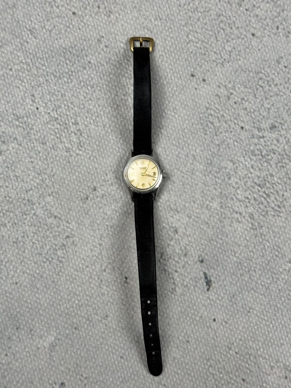 Tissot Tissot Swiss Made Mechanical Watch 15 Jewels Classic Dress Size ONE SIZE - 7 Thumbnail