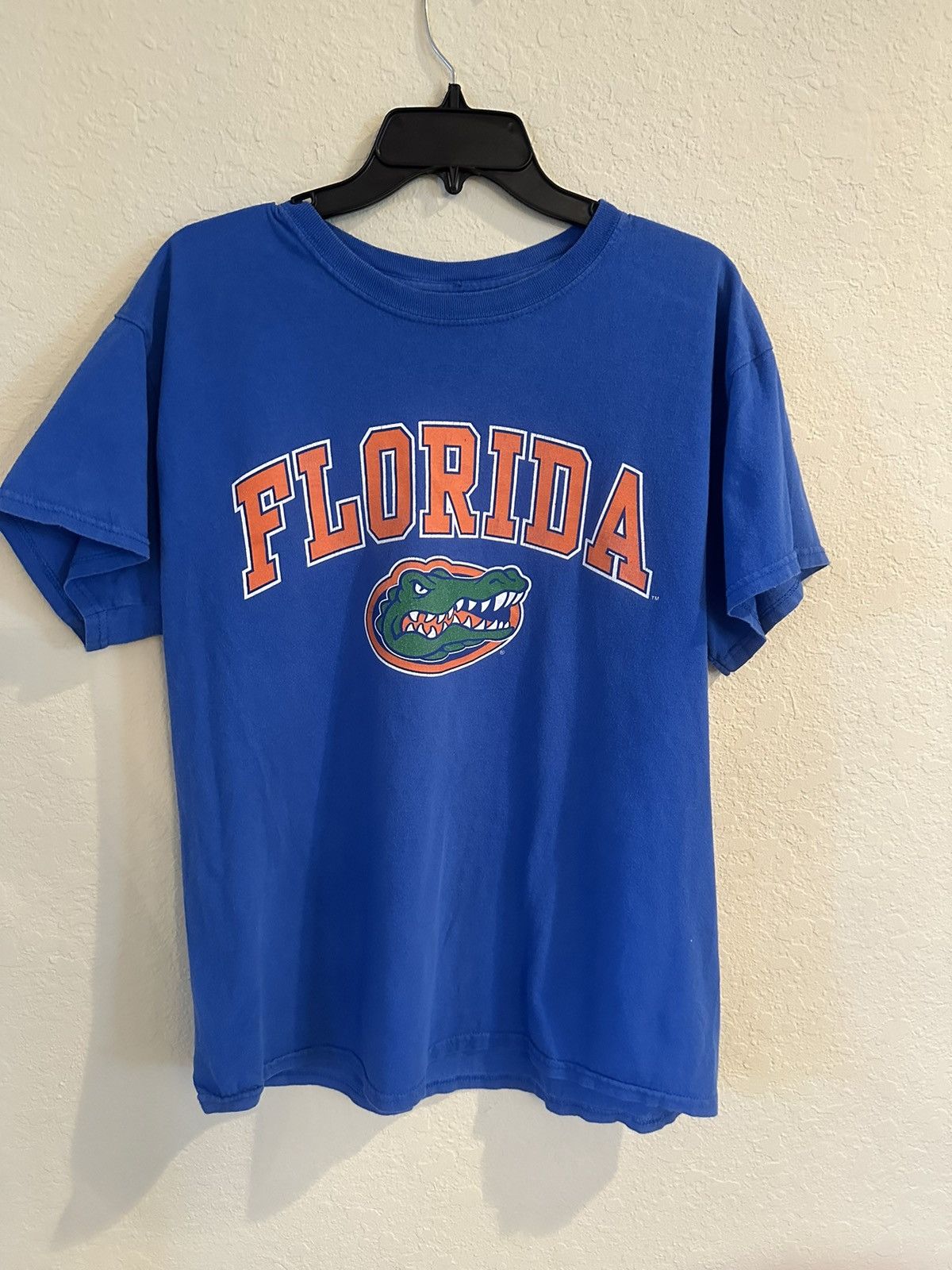 NCAA × Vintage Vintage Florida Gators Logo T-Shirt (Blue) (LG) Size US L / EU 52-54 / 3 - 1 Thumbnail