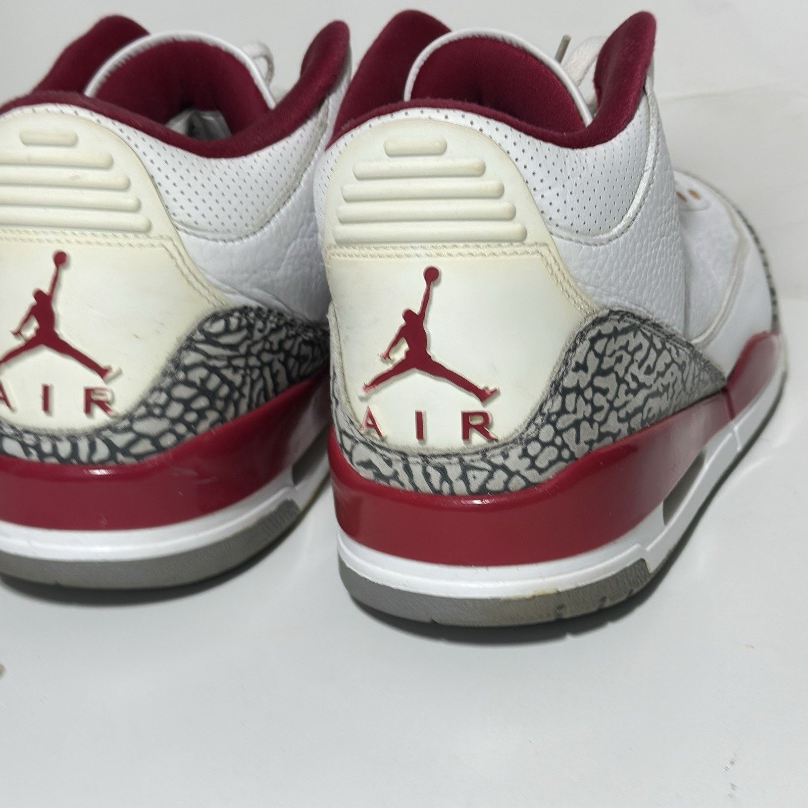 Nike Nike Air Jordan 3 Retro Sneaker Red/White, Men's Size 13 Size US 13 / EU 46 - 6 Thumbnail
