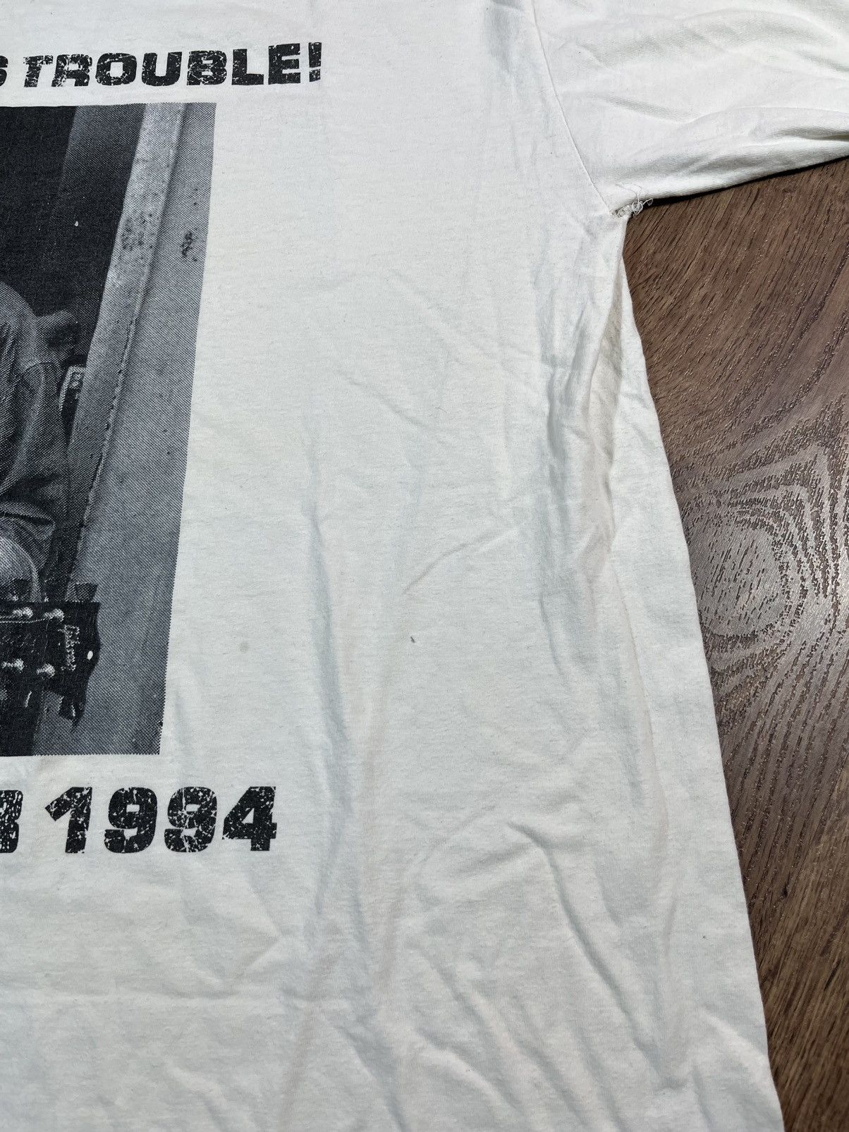 Band Tees Vintage 1994 IAN MCNABB Here Comes Trouble Rare T Shirt Size US XL / EU 56 / 4 - 4 Thumbnail