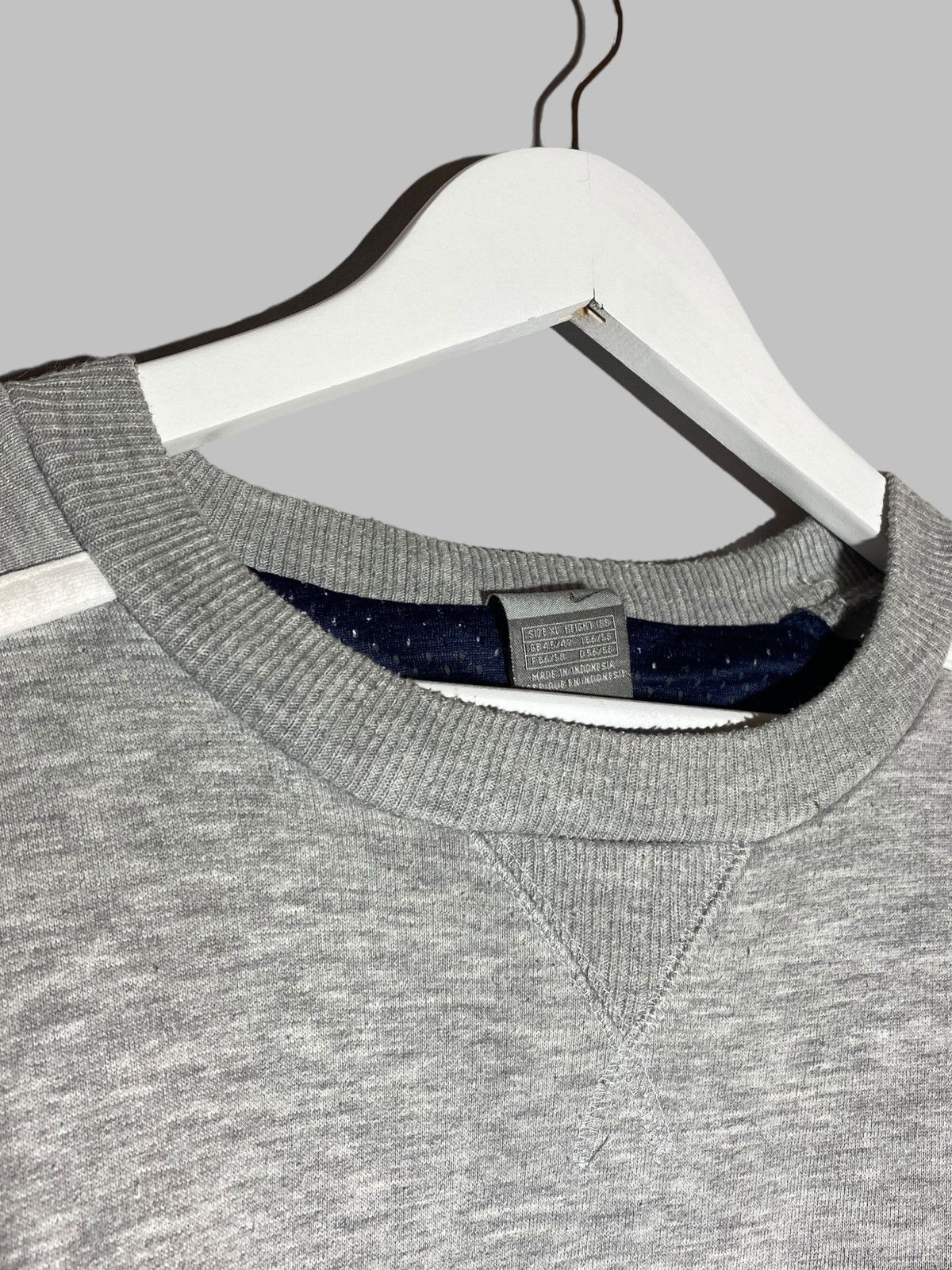 Nike 🔥 VINTAGE 00s NIKE Y2k STREETWEAR CREWNECK GREY SWEATSHIRT Size US XL / EU 56 / 4 - 9 Thumbnail