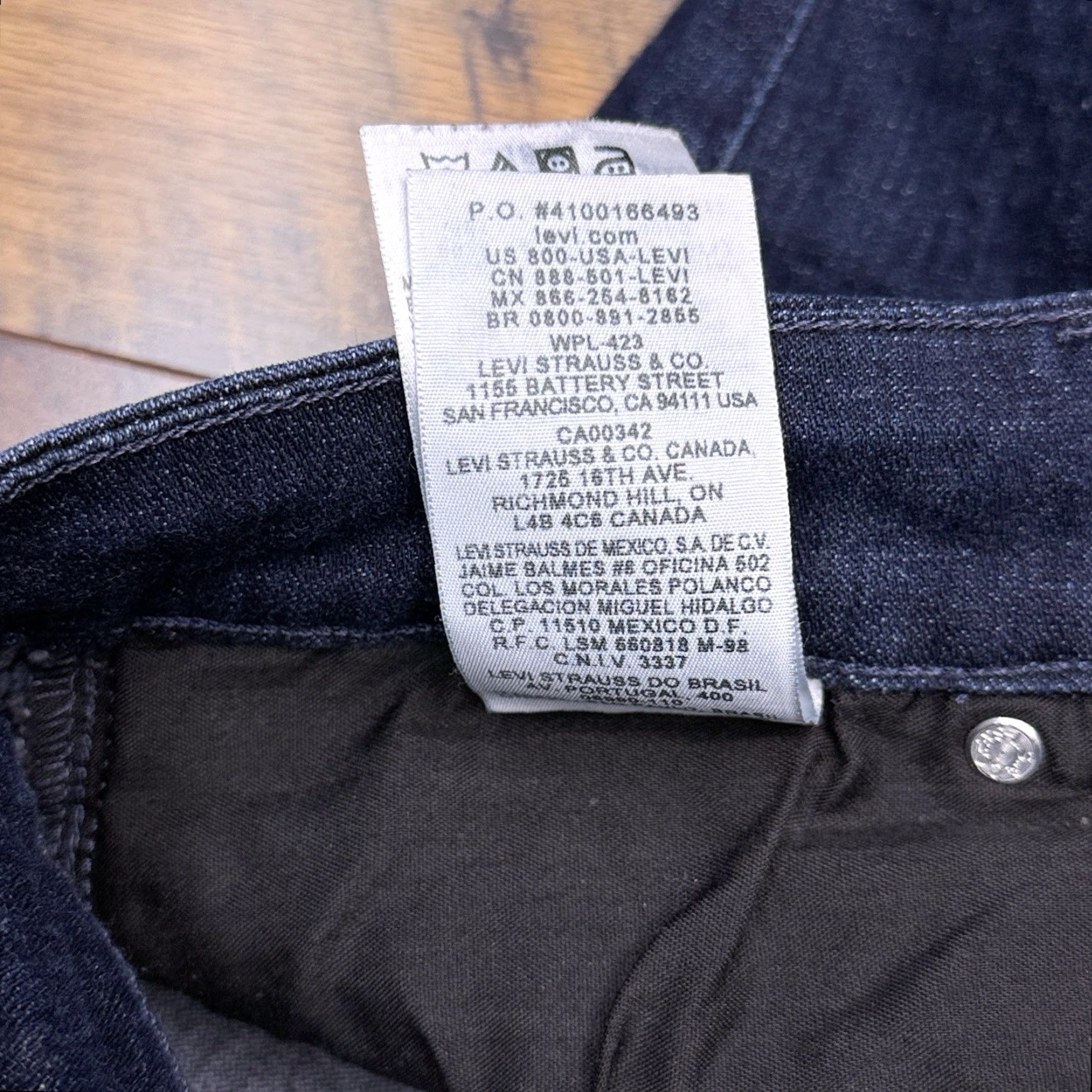 Levi's Levis Mid Rise Skinny Jeans Womens 16M Stretch Dark Wash Denim Jeans Blue 5-Pocket Design Zip Fly City Regular Womens Size 38" / US 16 / IT 52 - 7 Thumbnail