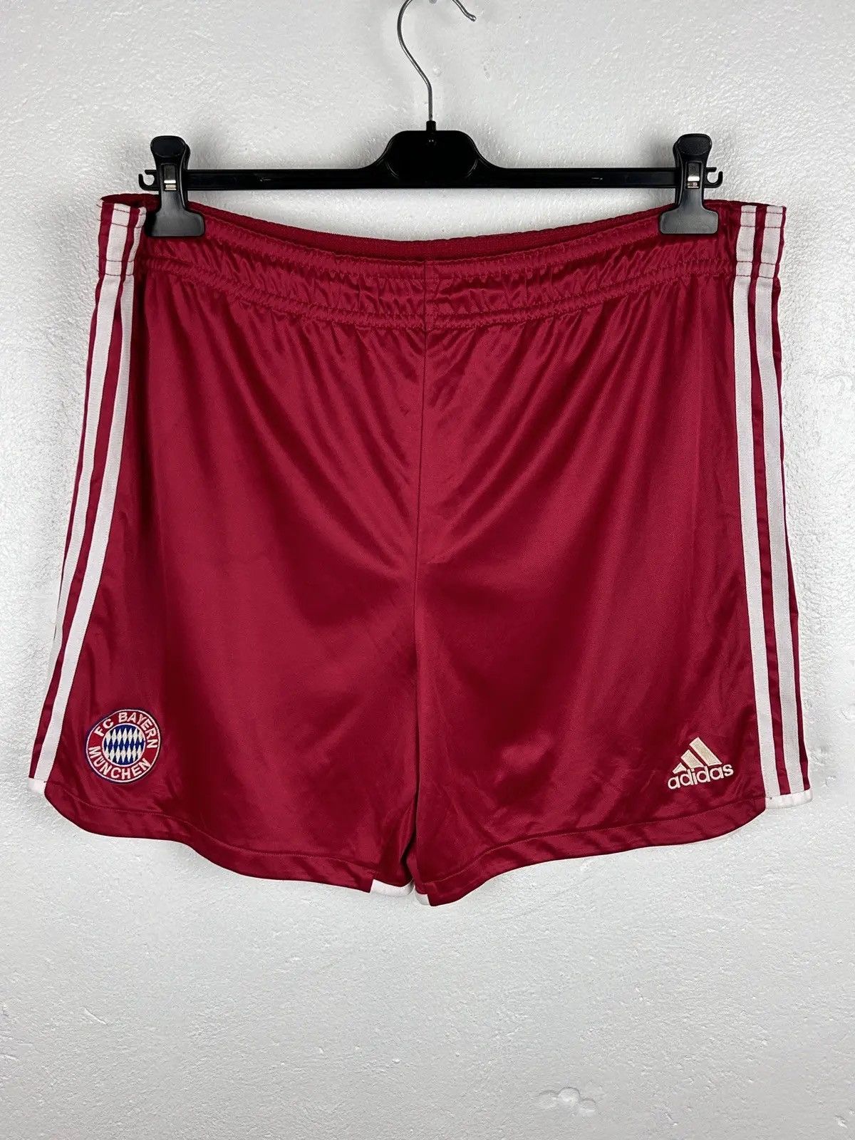 Vintage 00s Vintage Adidas FC Bayern Munchen 2003/04 Home Kit Shorts Size US 36 / EU 52 - 1 Thumbnail