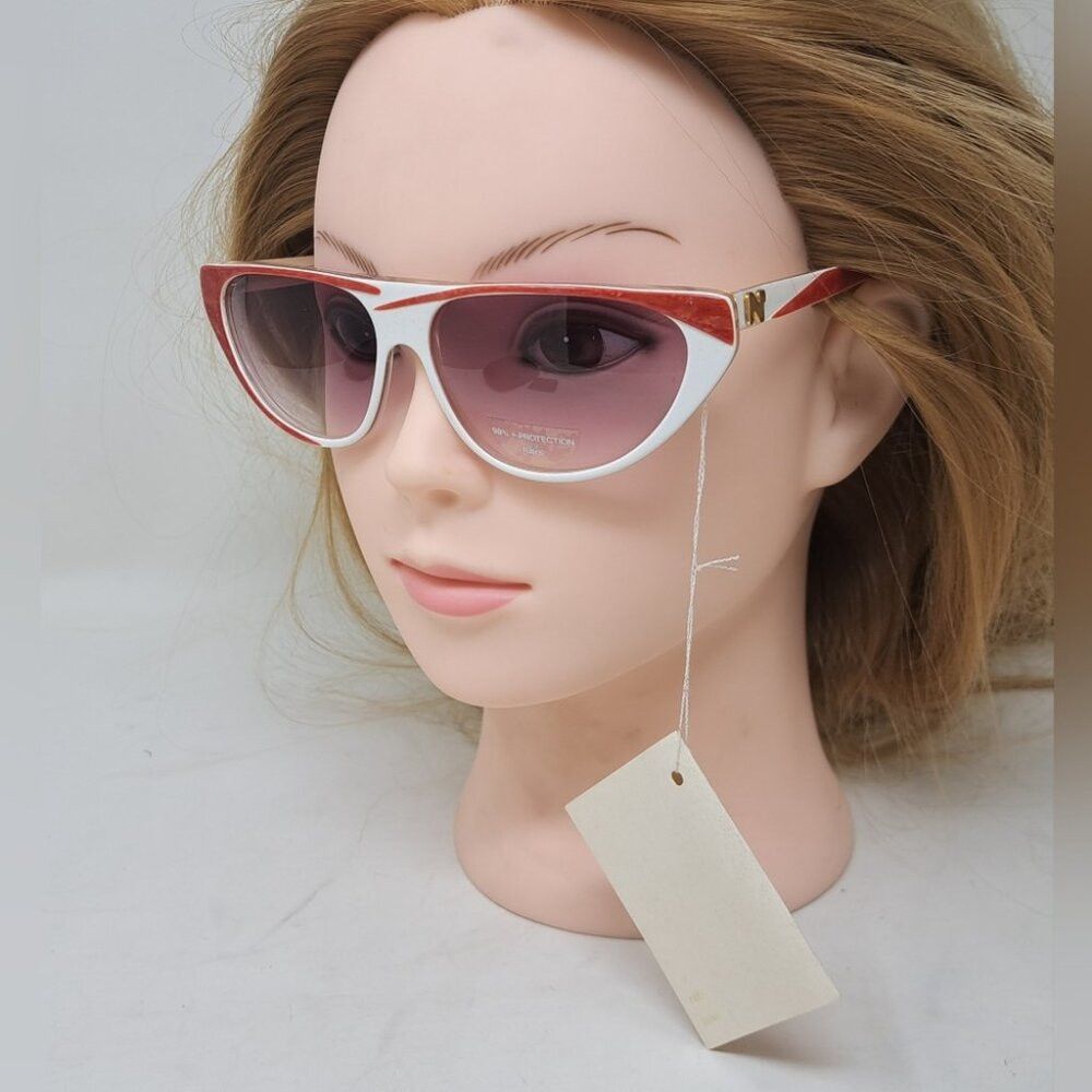 Nina Ricci NWT Nina Ricci Women's Sunglasses Retro Vintage 70s 80s Han Size ONE SIZE - 2 Thumbnail
