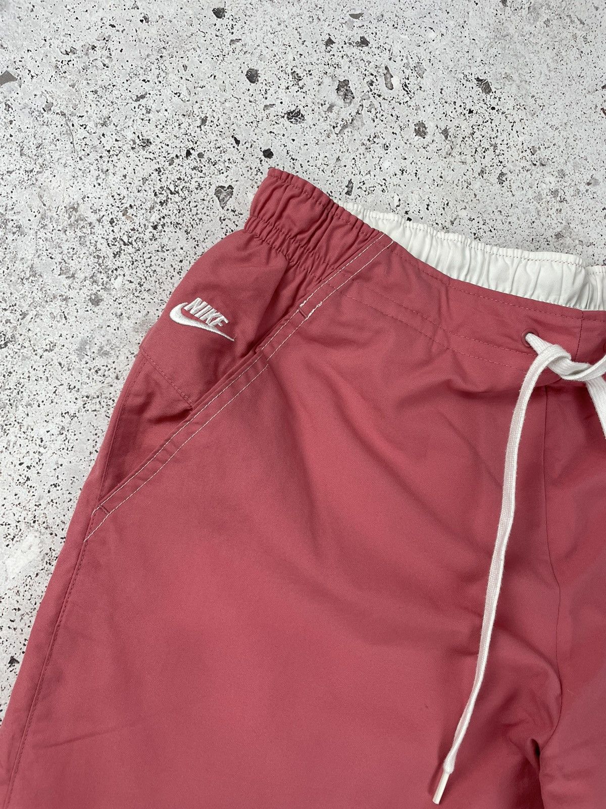 Nike × Vintage Nike Vintage Women’s Track Pants Drill Gorpcore Joggers Size 27" / US 4 / IT 40 - 4 Thumbnail