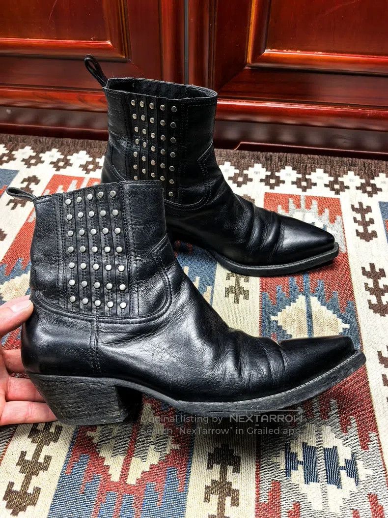 Saint Laurent Paris Saint Laurent Paris Used Chelsea short boots i Size US 7 / EU 40 - 1 Thumbnail