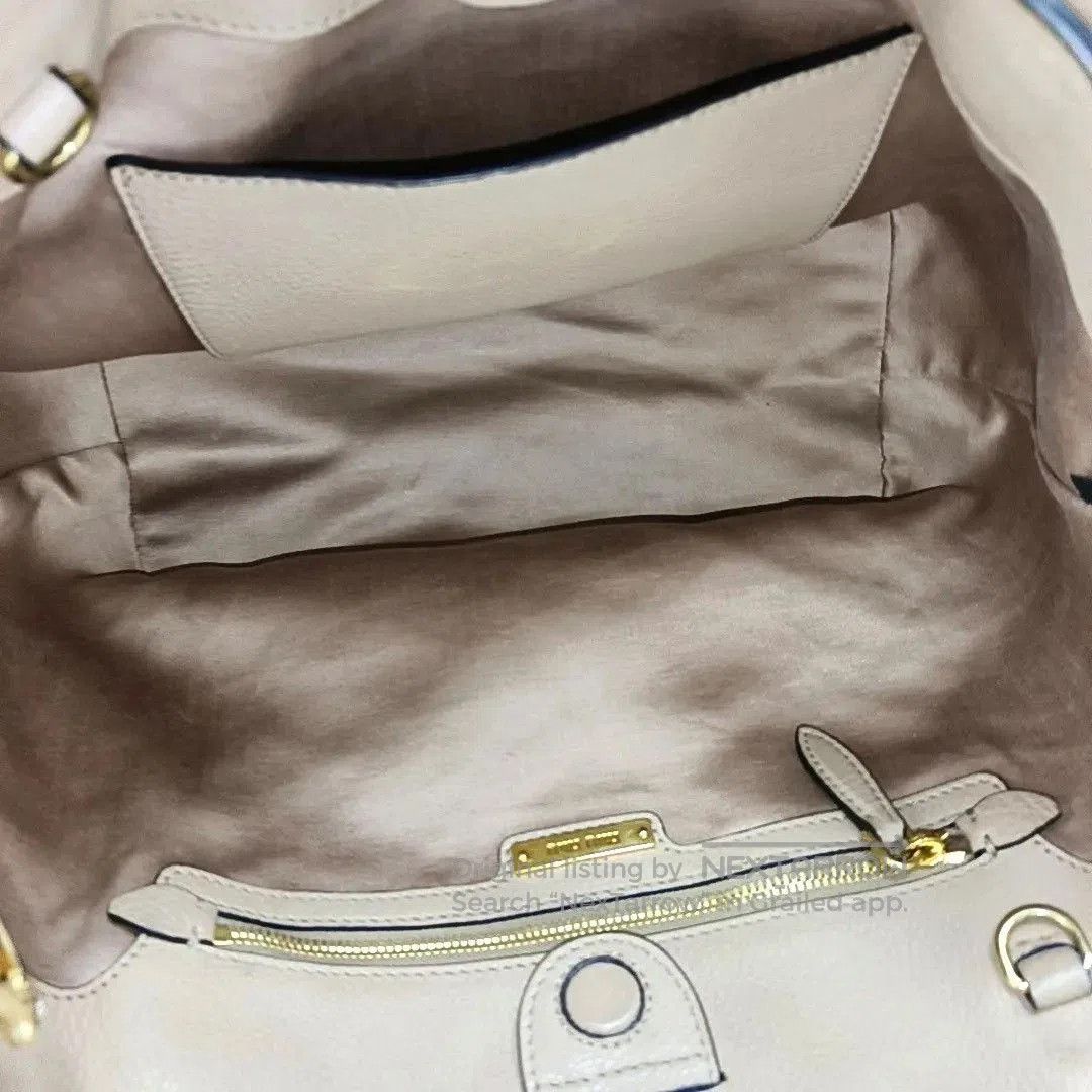 Miu Miu Miu Miu Beige Leather Shoulder Bag. Size ONE SIZE - 3 Thumbnail