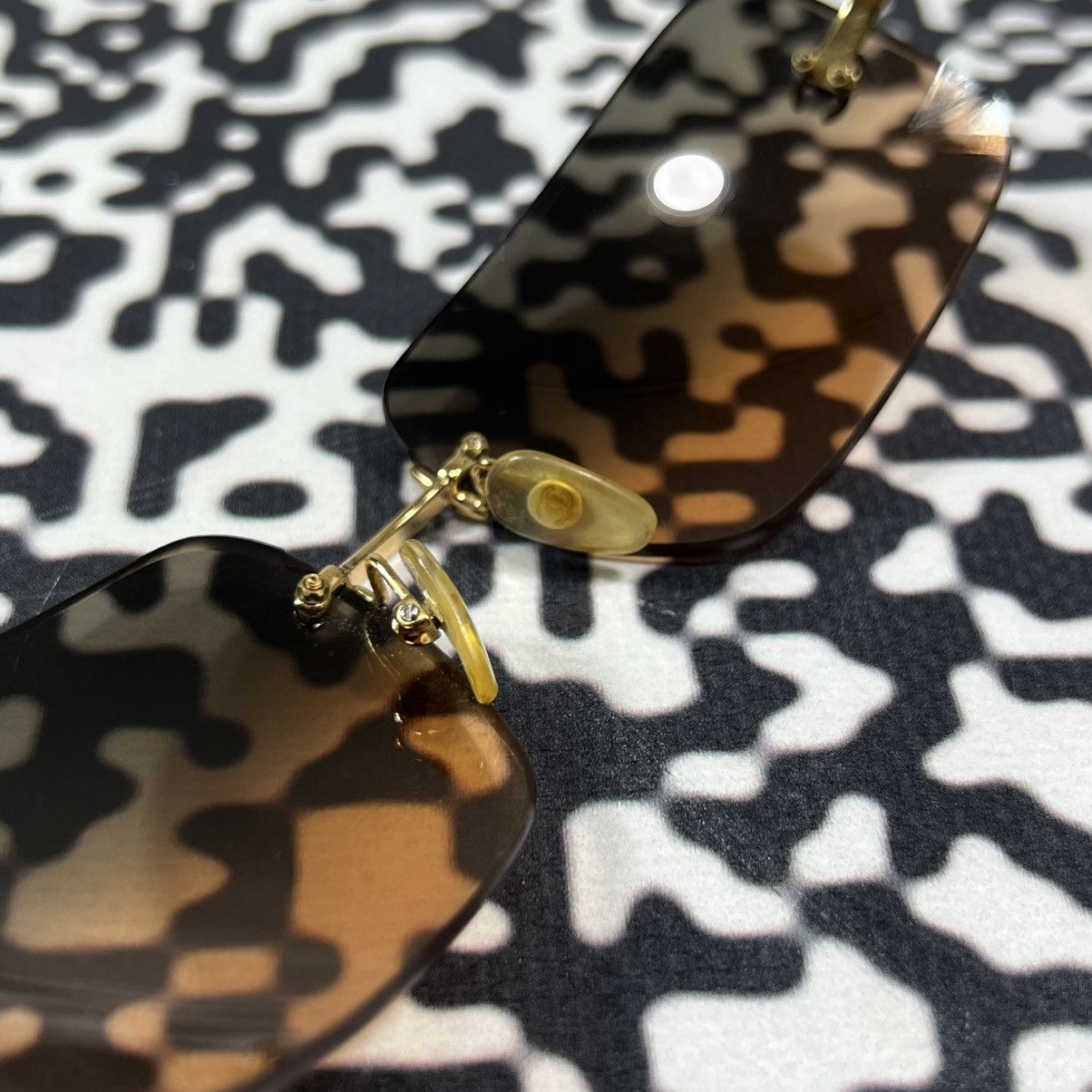 Chanel Vintage Y2K CHANEL Rimles Brown Lens Sunglasses Luxury Style Size ONE SIZE - 15 Thumbnail