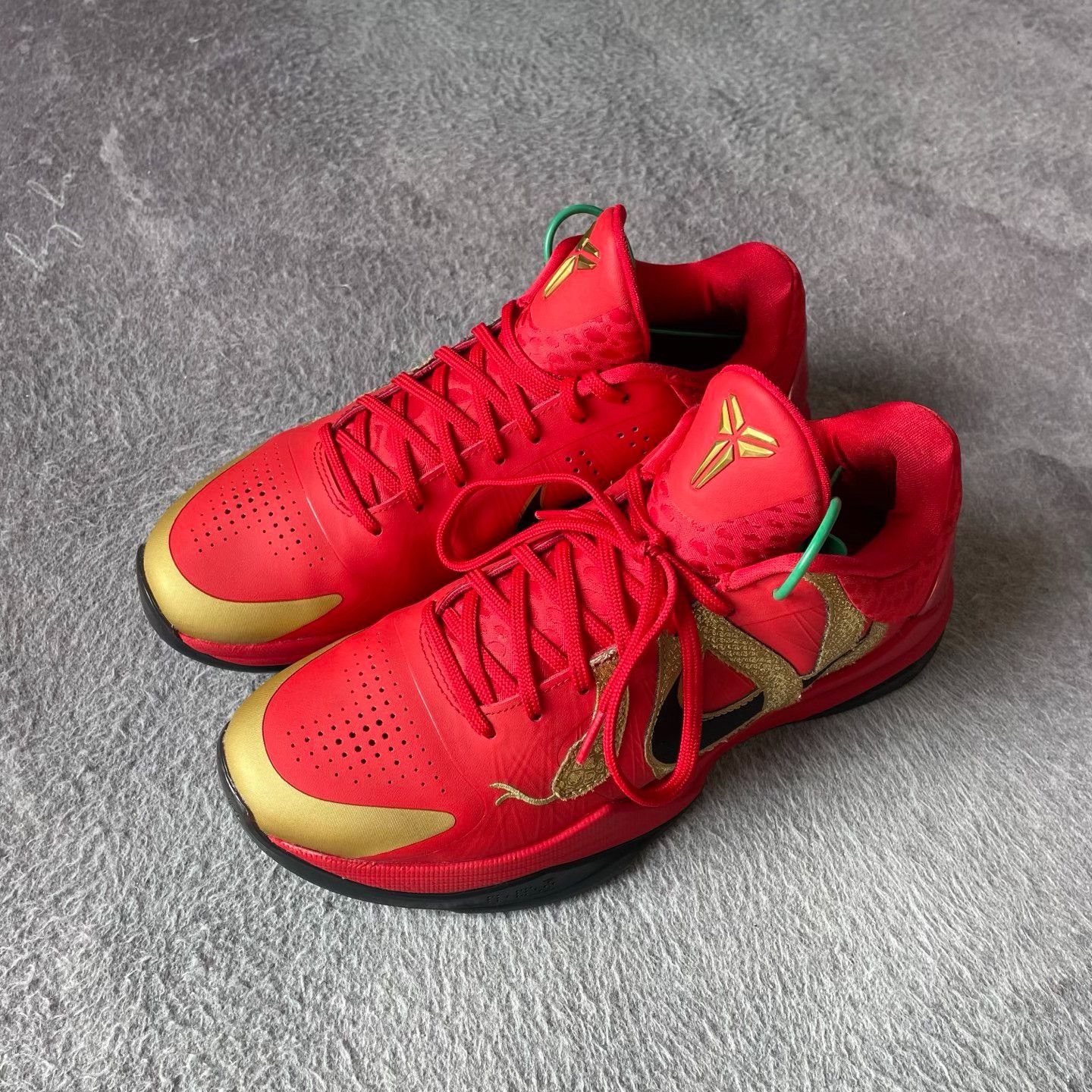 Nike Nike Red Lowtop Sneakers 41 Men Size US 8.5 / EU 41-42 - 1 Thumbnail