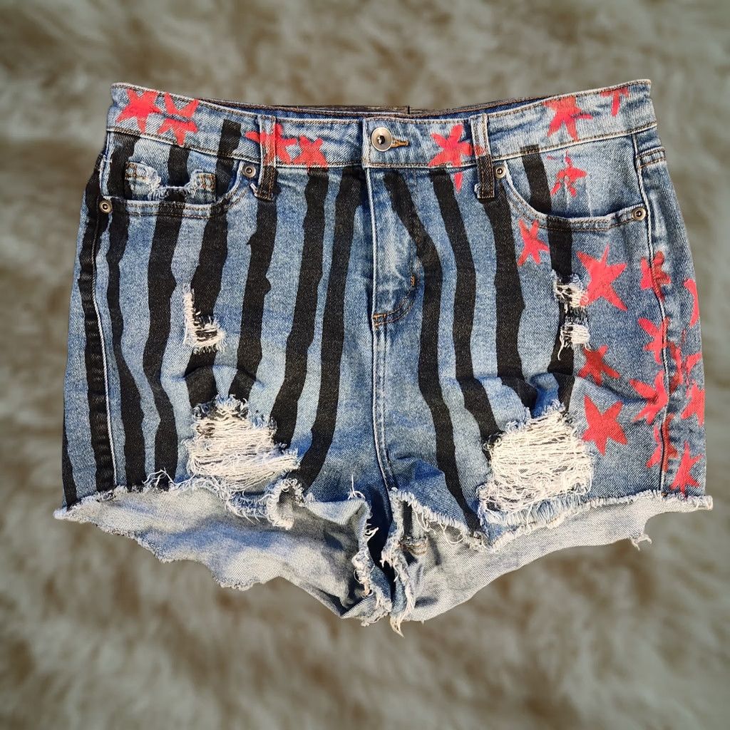 Denime Harley Quinn Shorts Birds of Prey Denim Cut Jean Stars Stripes USA 4th Size 9 Womens Size 30" / US 8 / IT 44 - 1 Thumbnail