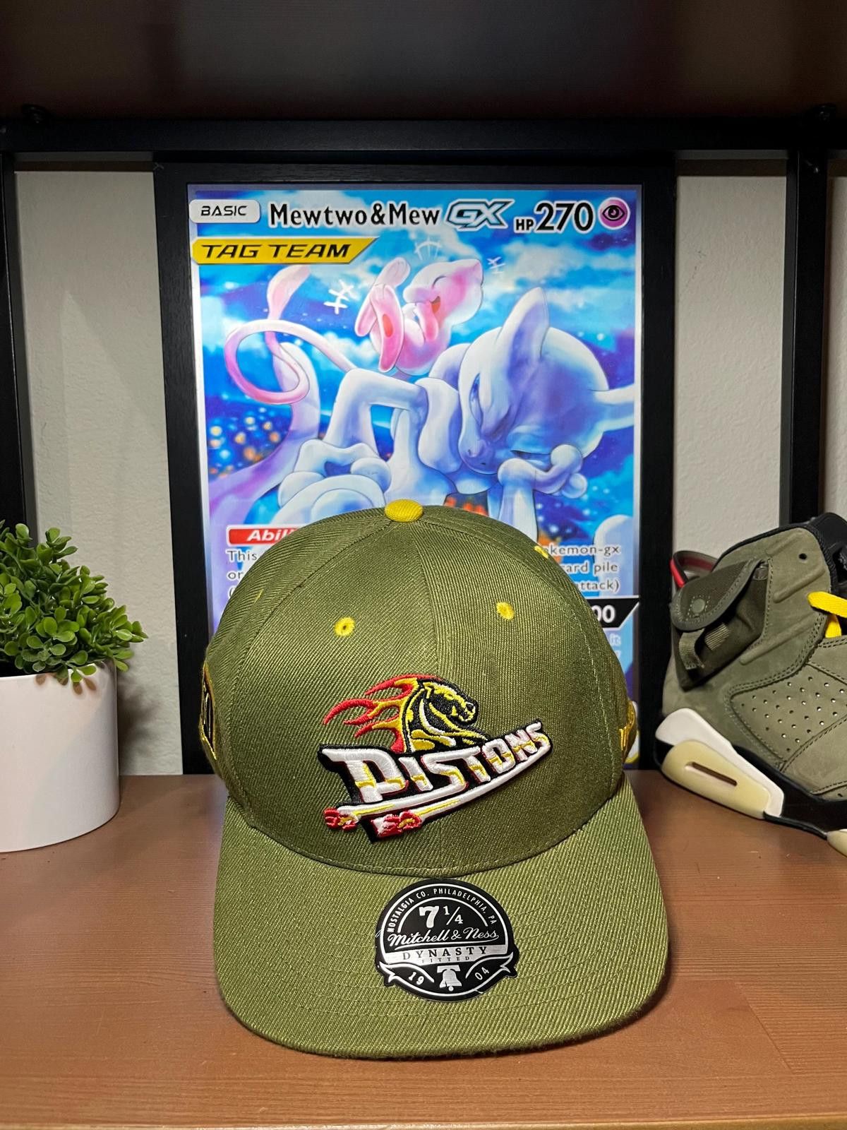 Mitchell & Ness Mitchell & Ness Detroit Pistons Olive Green Snapback Hat Size ONE SIZE - 1 Thumbnail