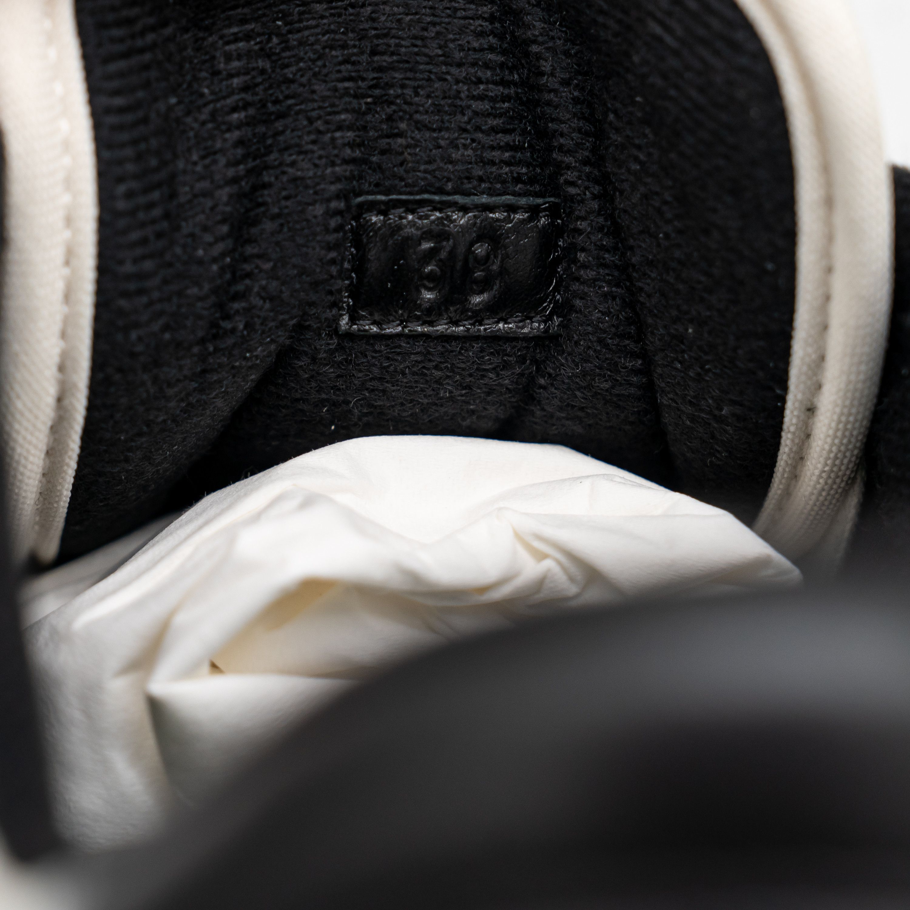 Gucci 8 US Gucci MAC80 Sneakers Off White Black GG Leather Size US 8 / IT 38 - 10 Thumbnail