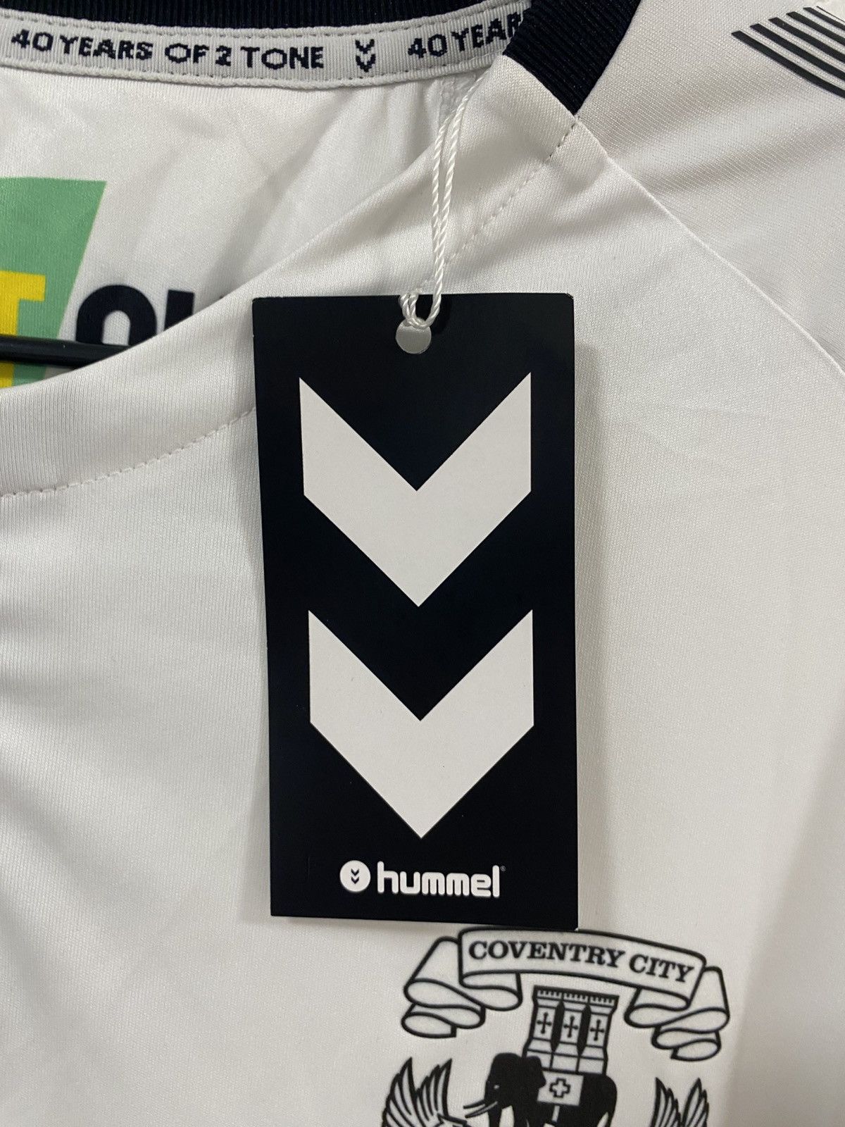Hummel Coventry City 2019-20 Third Shirt 40 years 2 tone Size: XXL Size US XXL / EU 58 / 5 - 3 Thumbnail