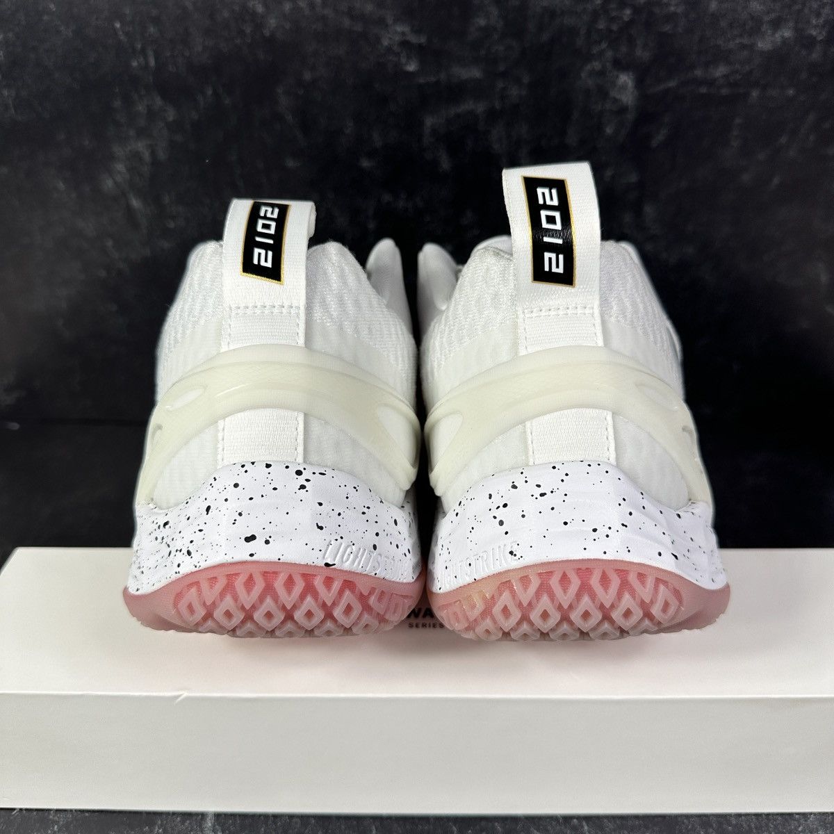 Adidas ADIDAS EXHIBIT A MIAMI HEAT MENS BASKETBALL SPECKLED WHITE Size US 10 / EU 43 - 4 Thumbnail