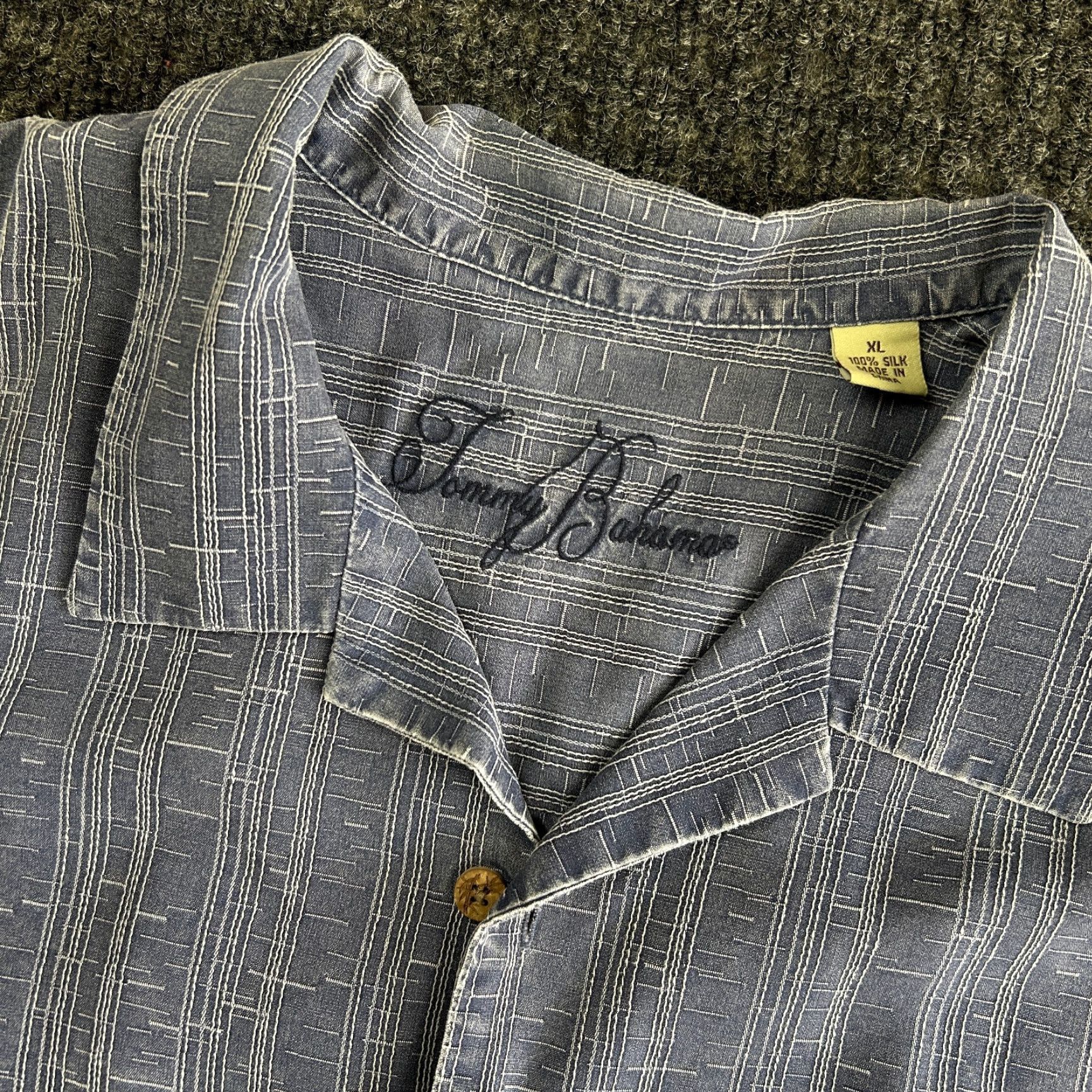 Tommy Bahama VINTAGE Tommy Bahama Shirt Button-Up Silk Mens XL Short Sleeve Blue Striped Hawaiian 100% Silk Size US XL / EU 56 / 4 - 4 Thumbnail