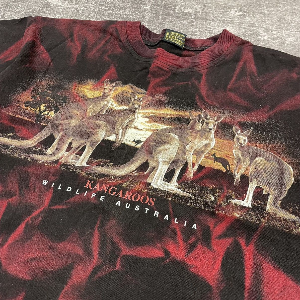 Vintage Churinga Designs Kangaroos Wildlife Australia T Shirt Size US XL / EU 56 / 4 - 8 Thumbnail