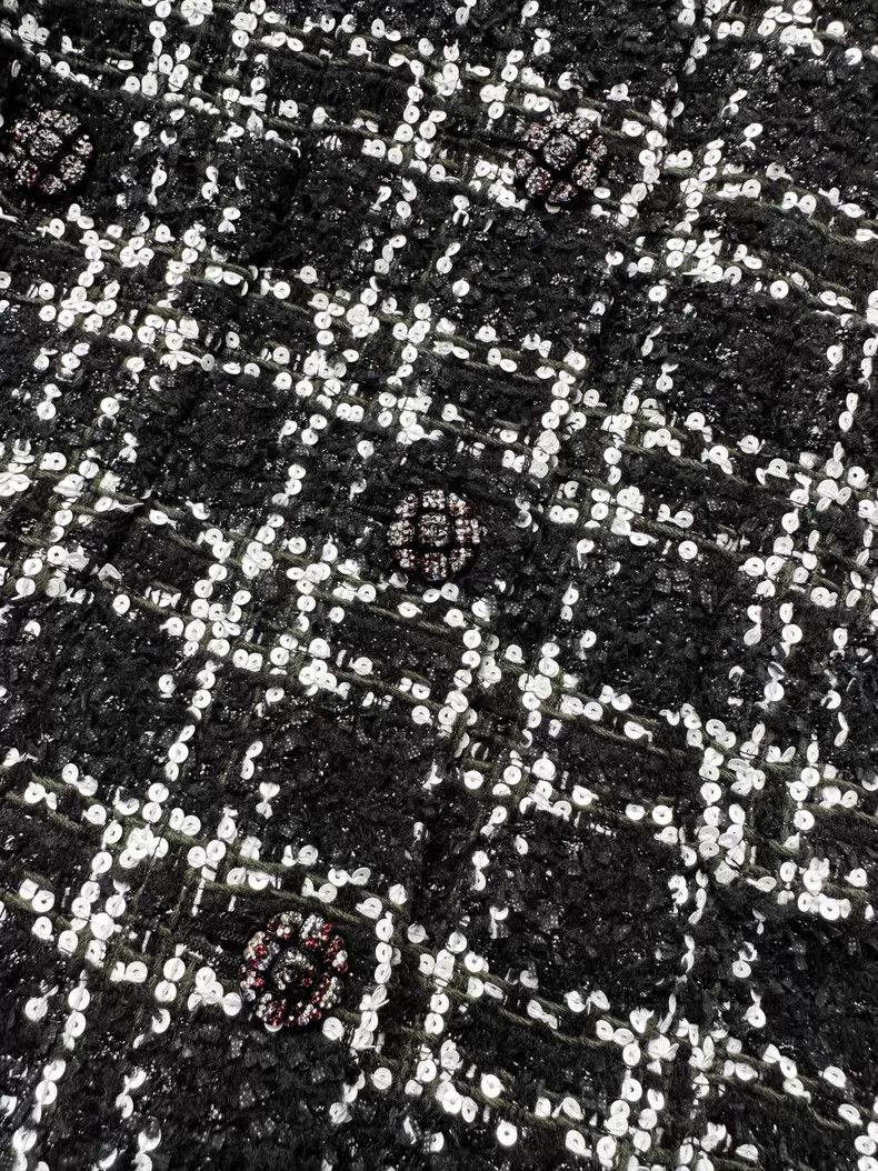 Chanel Chanel Plaid fine shiny rhinestone buckle long-sleeved twe Size XS / US 0-2 / IT 36-38 - 5 Thumbnail