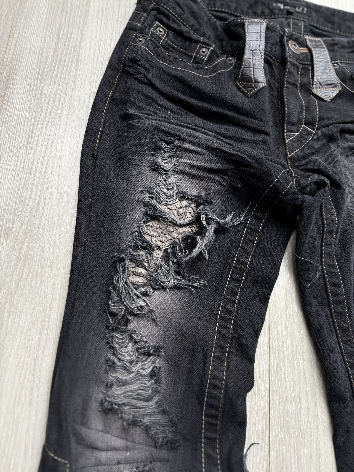 Japanese Brand Indivi lace-up flare jeans Size US 26 / EU 42 - 2 Thumbnail