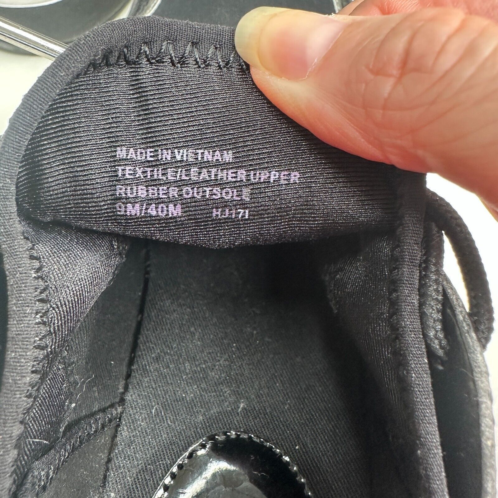 Michael Kors Michael Kors Black Scout Trainer Scuba Leather Sneaker 9 Size US 9 / IT 39 - 15 Thumbnail