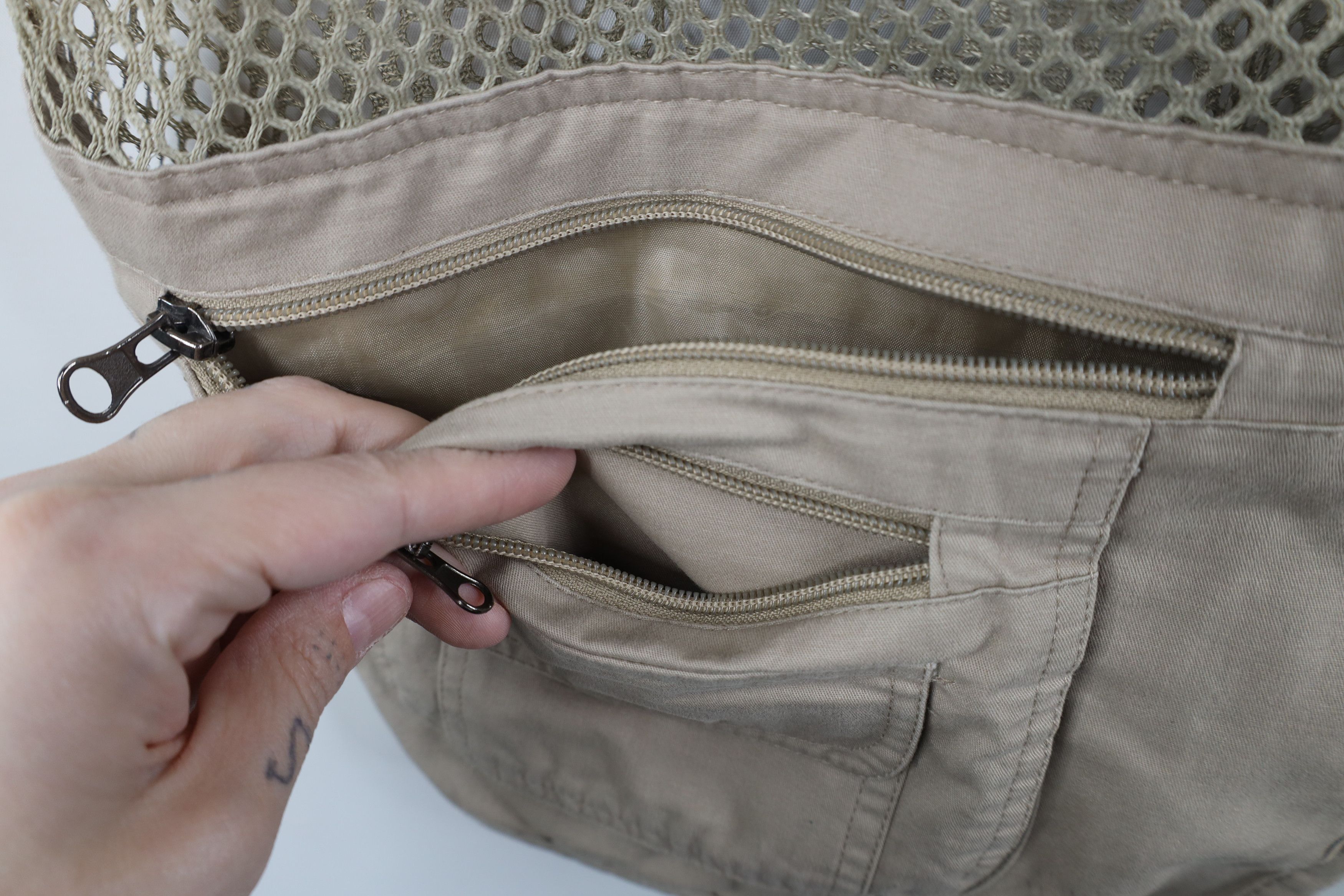 Vintage Vintage 90s Streetwear Fly Fishing Vest Jacket Beige Size US XXL / EU 58 / 5 - 6 Thumbnail