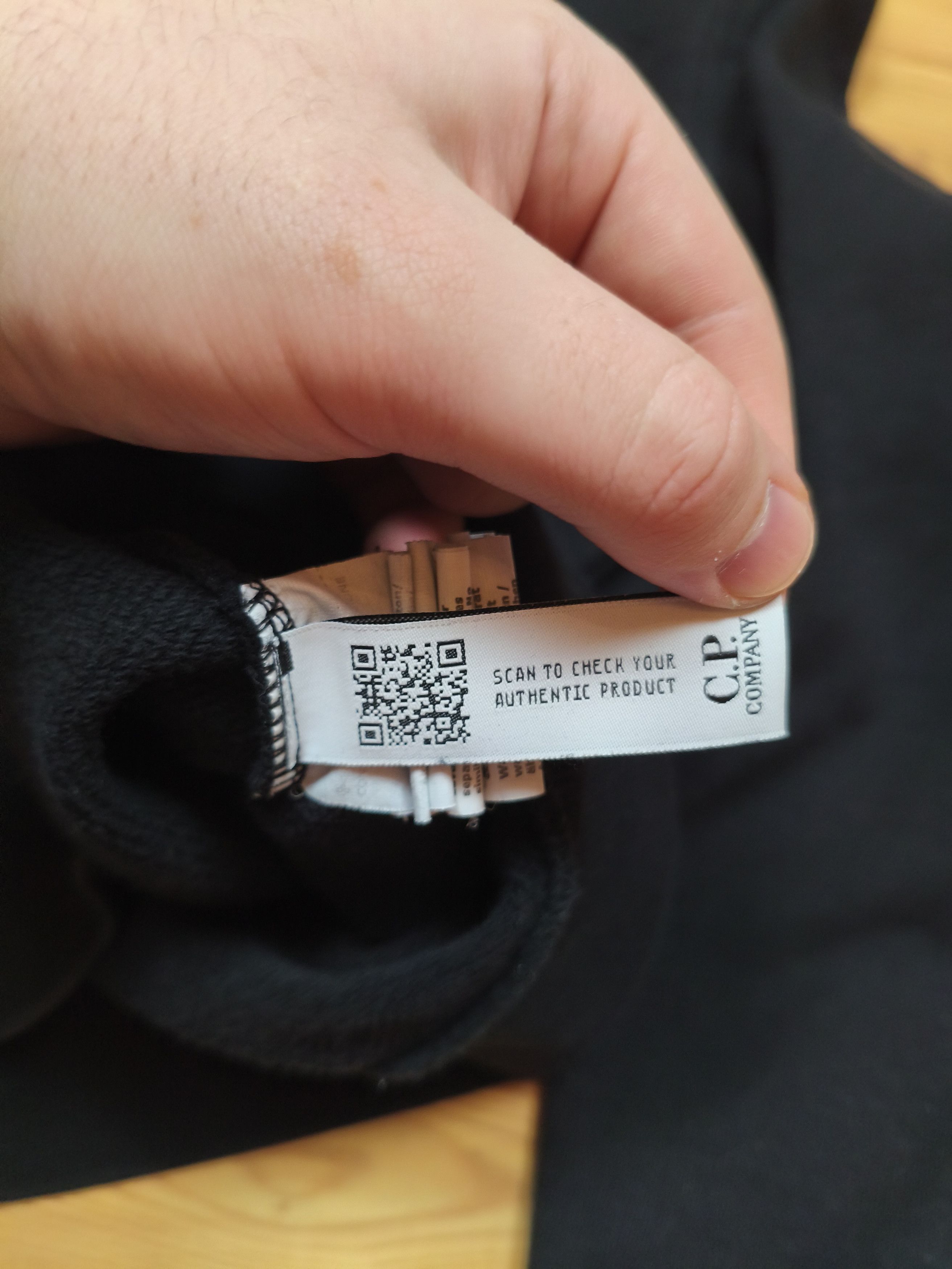 C.P. Company black c.p company crewneck with black embroidery Size US XL / EU 56 / 4 - 5 Thumbnail