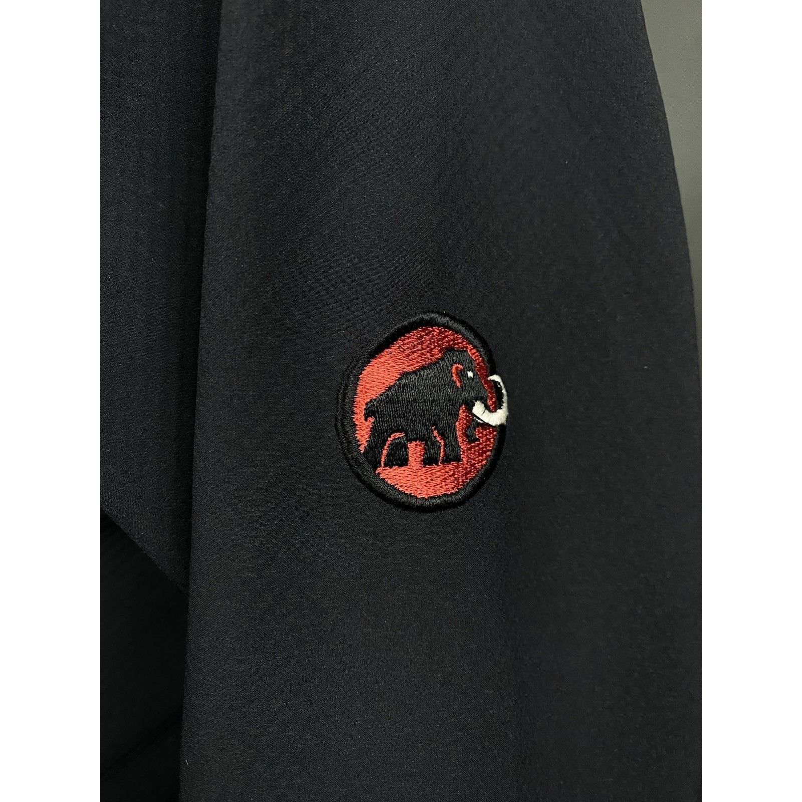 Mammut Mammut Men's Black SoftTech Softshell Windbreaker Jacket Siz Size US S / EU 44-46 / 1 - 11 Thumbnail