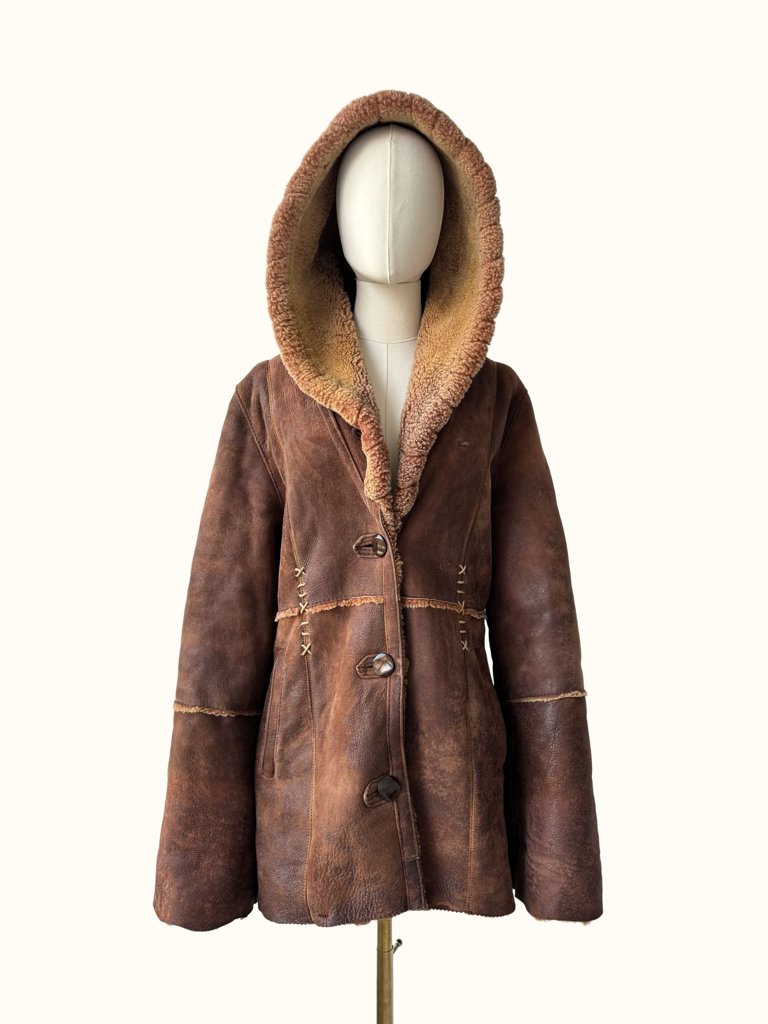 Vintage Vintage Real Sheepskin Hooded Coat (B550) Size L / US 10 / IT 46 - 2 Thumbnail