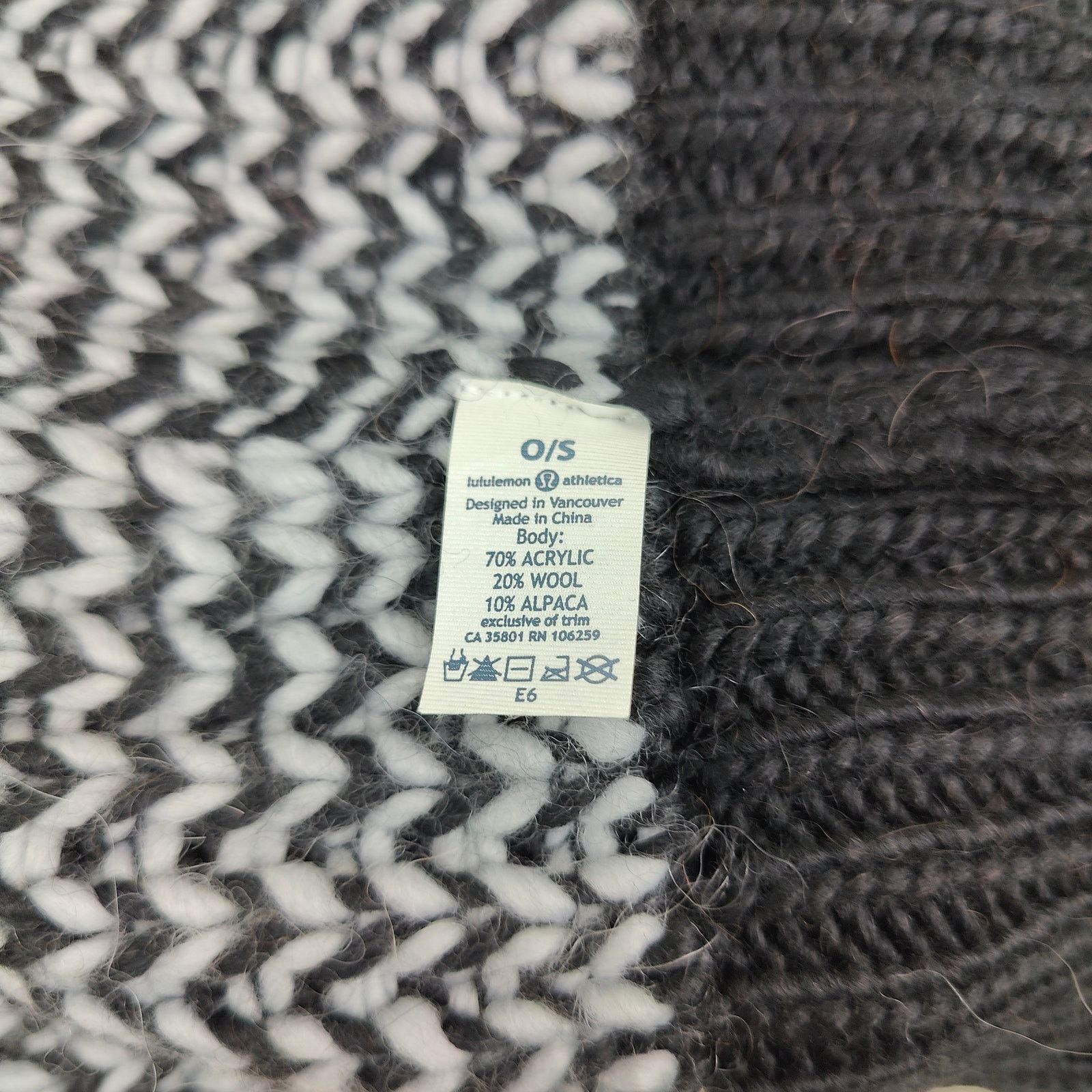Lululemon Lululemon Infinitely Mad Scarf Silver Slate Black Thick Knit Size ONE SIZE - 5 Thumbnail