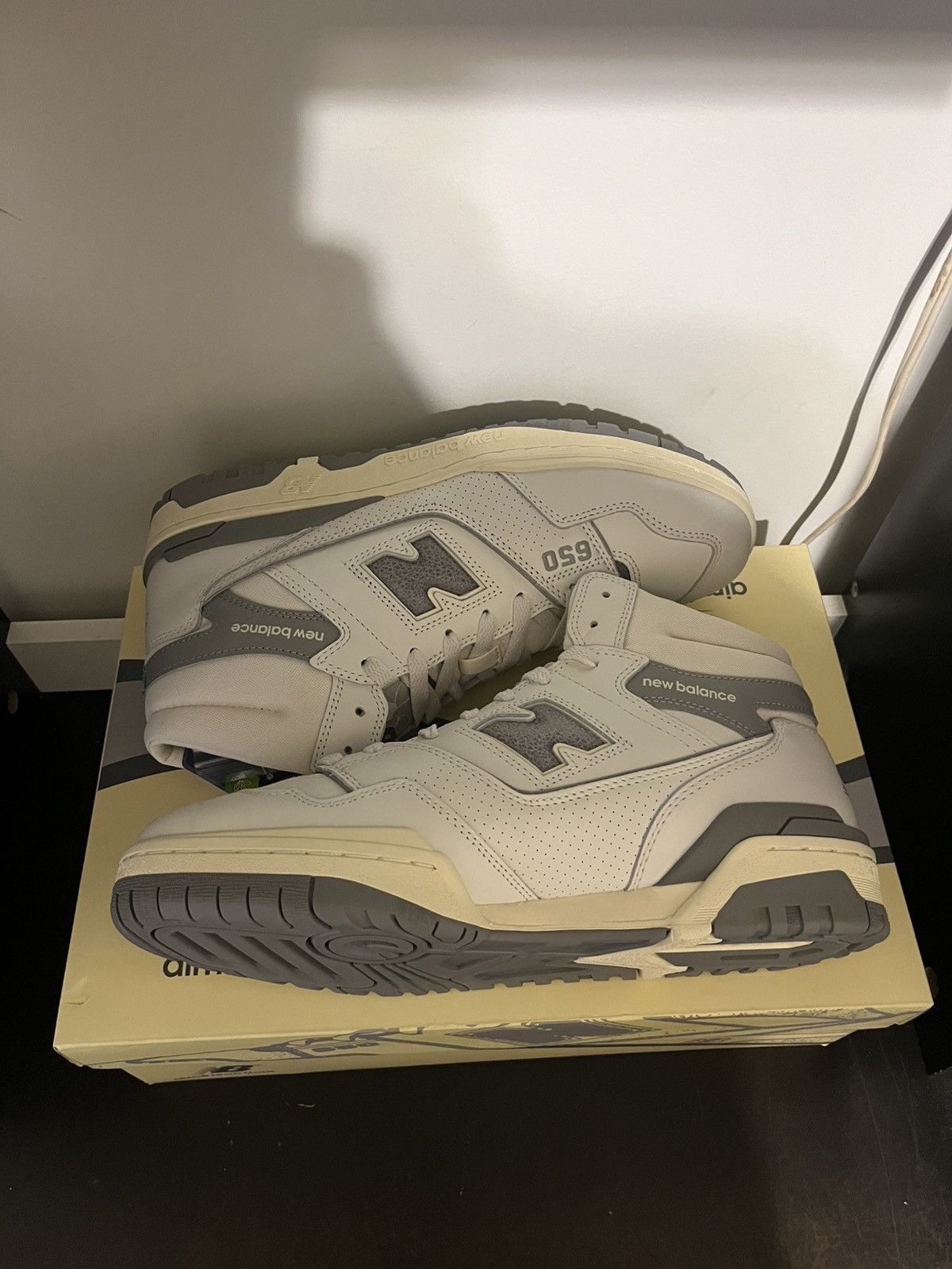 New Balance New Balance 650R Aime Leon Dore White Grey Men’s BB650RA1 Size US 10.5 / EU 43-44 - 4 Thumbnail