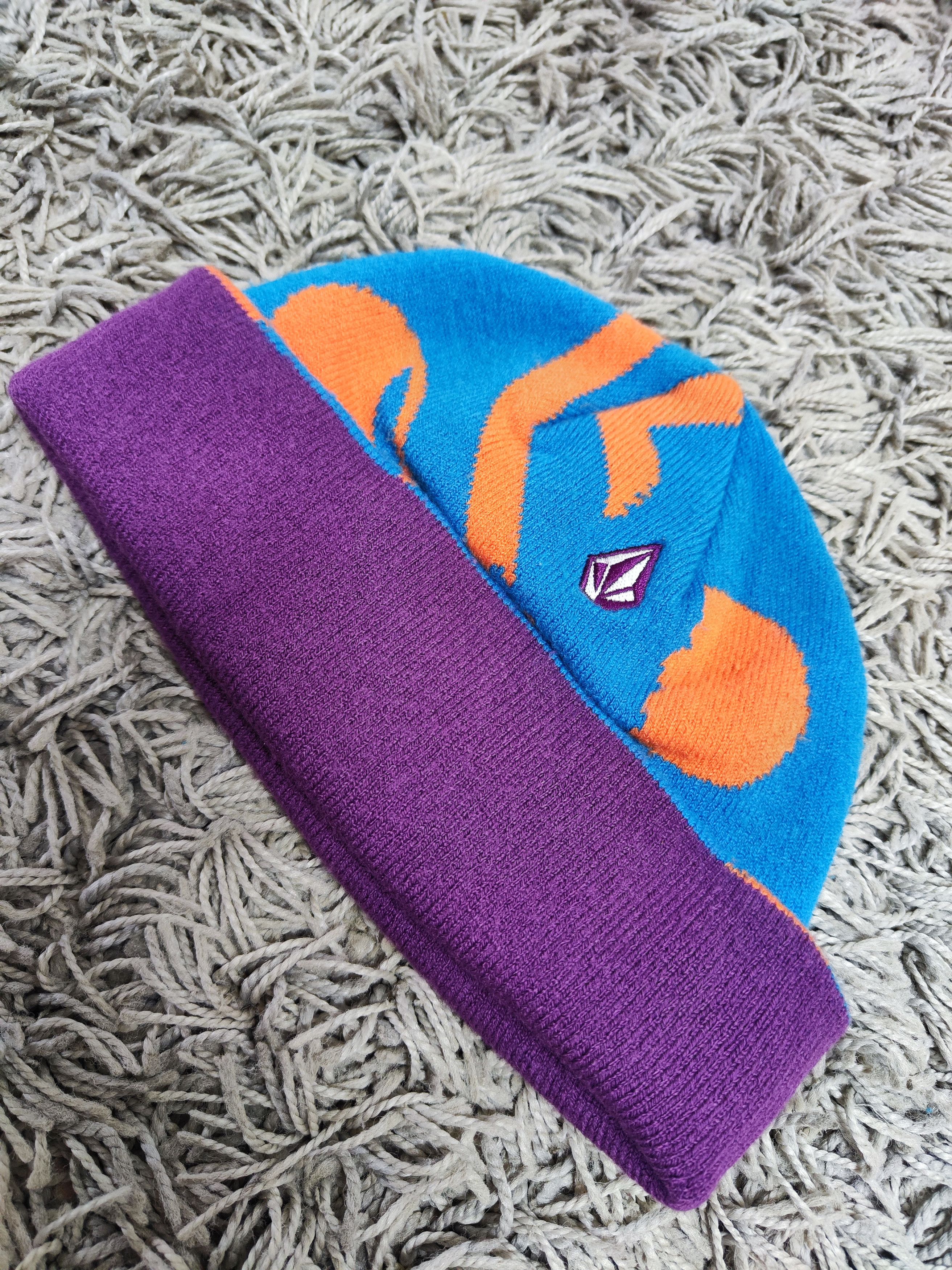 Vintage × Volcom Traction Cuff Beanie Size ONE SIZE - 1 Thumbnail