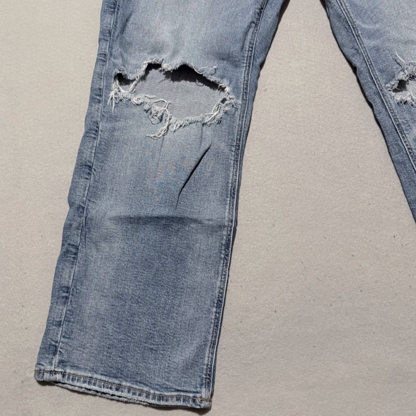American Eagle Outfitters American Eagle Jeans Women Blue Denim Distressed Straight Stretch - 12 Short Size 34" / US 12 / IT 48 - 5 Thumbnail