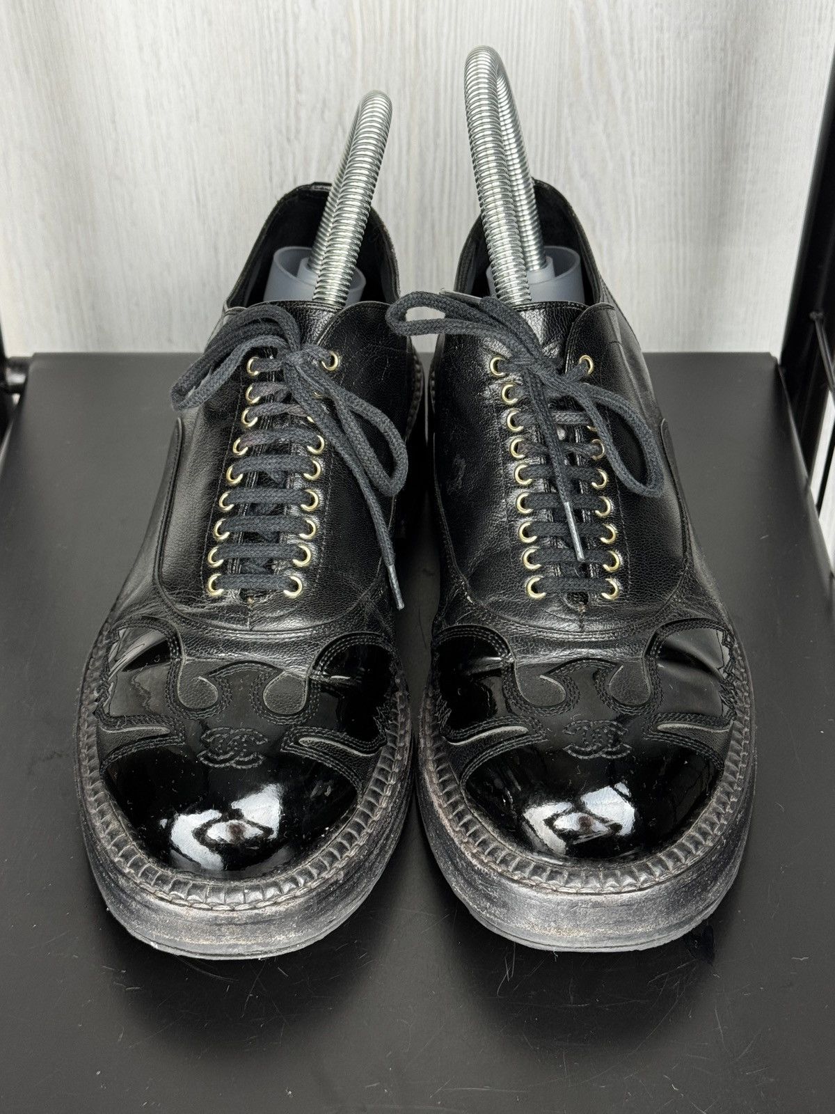 Chanel CHANEL 'CC' Logo Utah Eagle Oxford Vintage Shoes size 39C Size US 8 / IT 38 - 2 Thumbnail