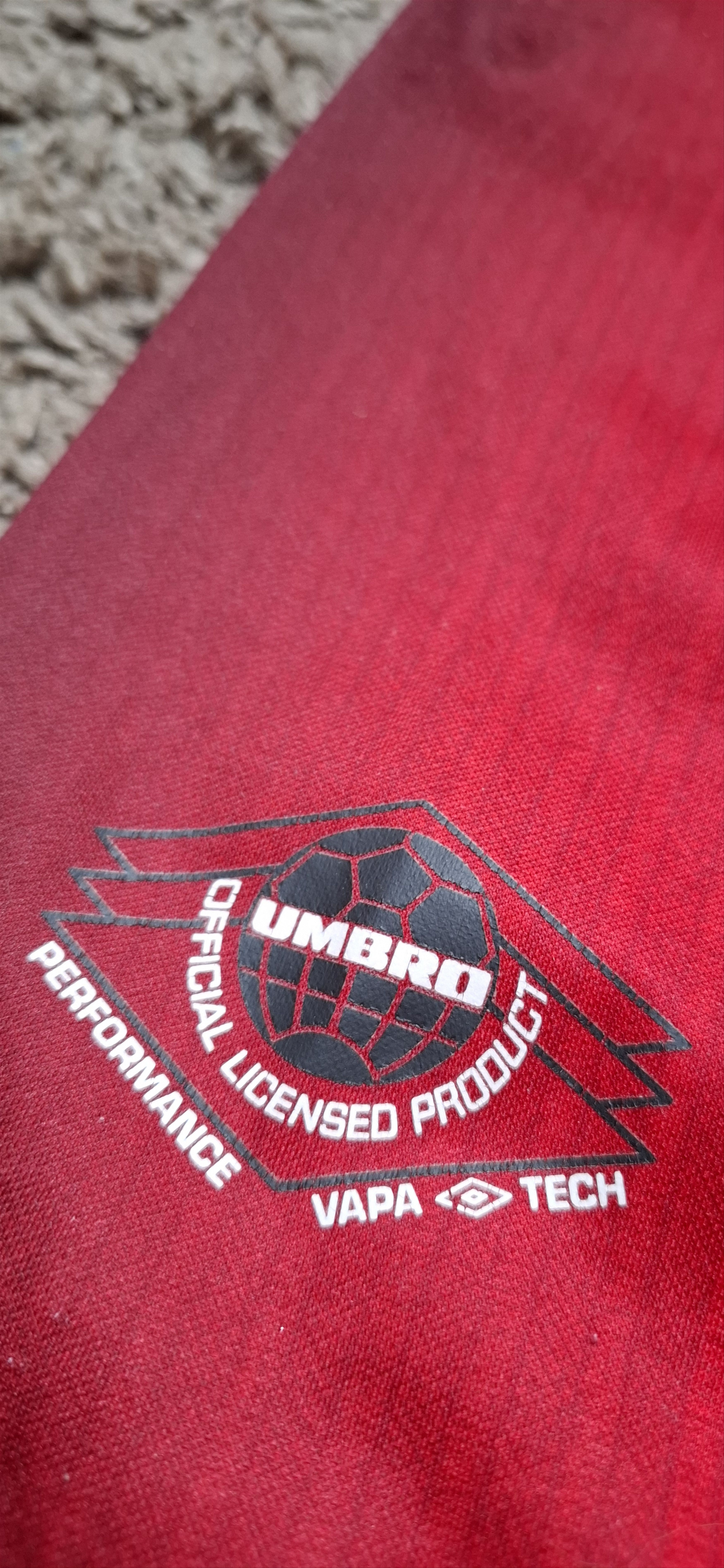 Umbro 1996-1998 Manchester United Umbro Vintage Home Jersey Size US XL / EU 56 / 4 - 3 Thumbnail