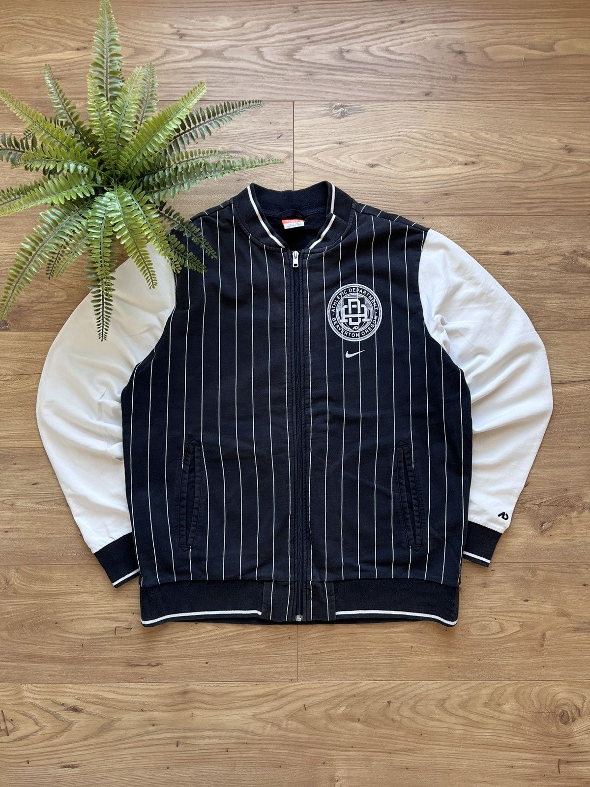 Nike 00’s NIKE ATHLETIC DEPT RETRO Y2K SWOOSH LOGO TRACK JACKET Size US L / EU 52-54 / 3 - 1 Thumbnail