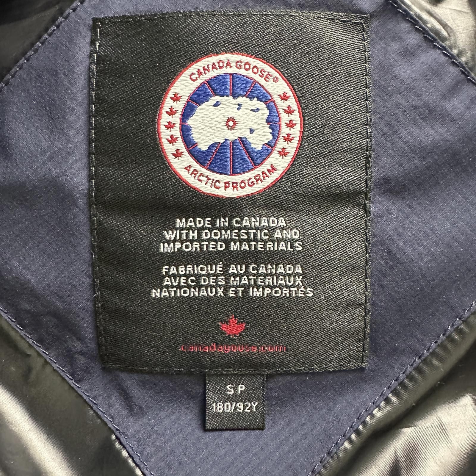 Canada Goose Canada Goose Armstrong Parka Size S Size US S / EU 44-46 / 1 - 8 Thumbnail