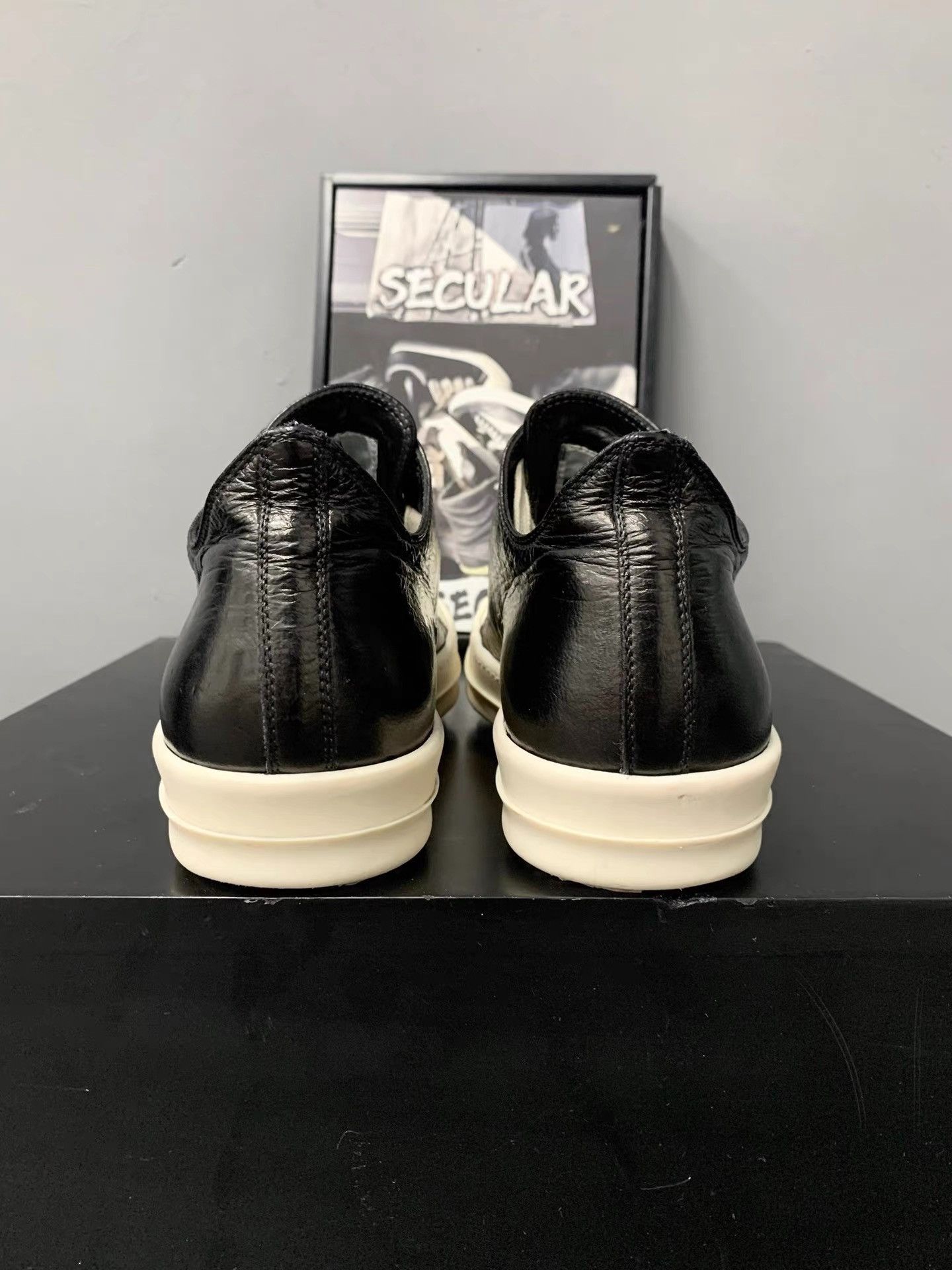 Rick Owens Rick Owens Mainline Shiny Calfskin Low Top Shoes K34 Size US 6 / EU 39 - 7 Thumbnail