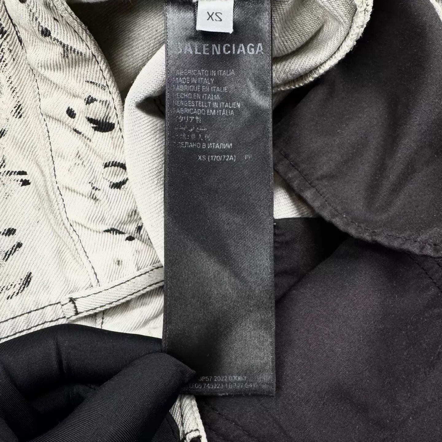 Balenciaga Balenciaga FW23 White Washed Graffiti Muddy Denim XS/OS Size US 27 - 5 Thumbnail